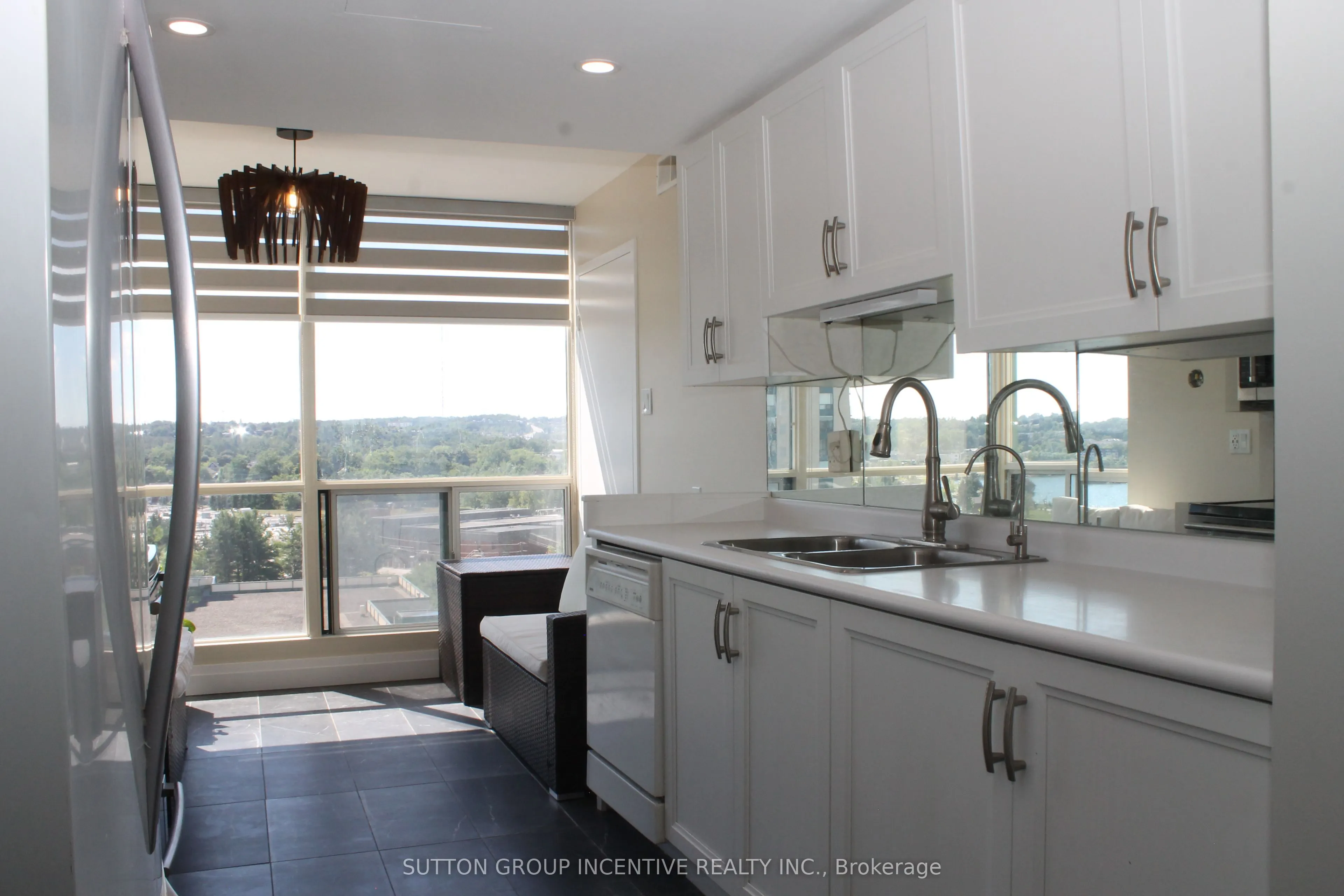 65 Ellen Street #708