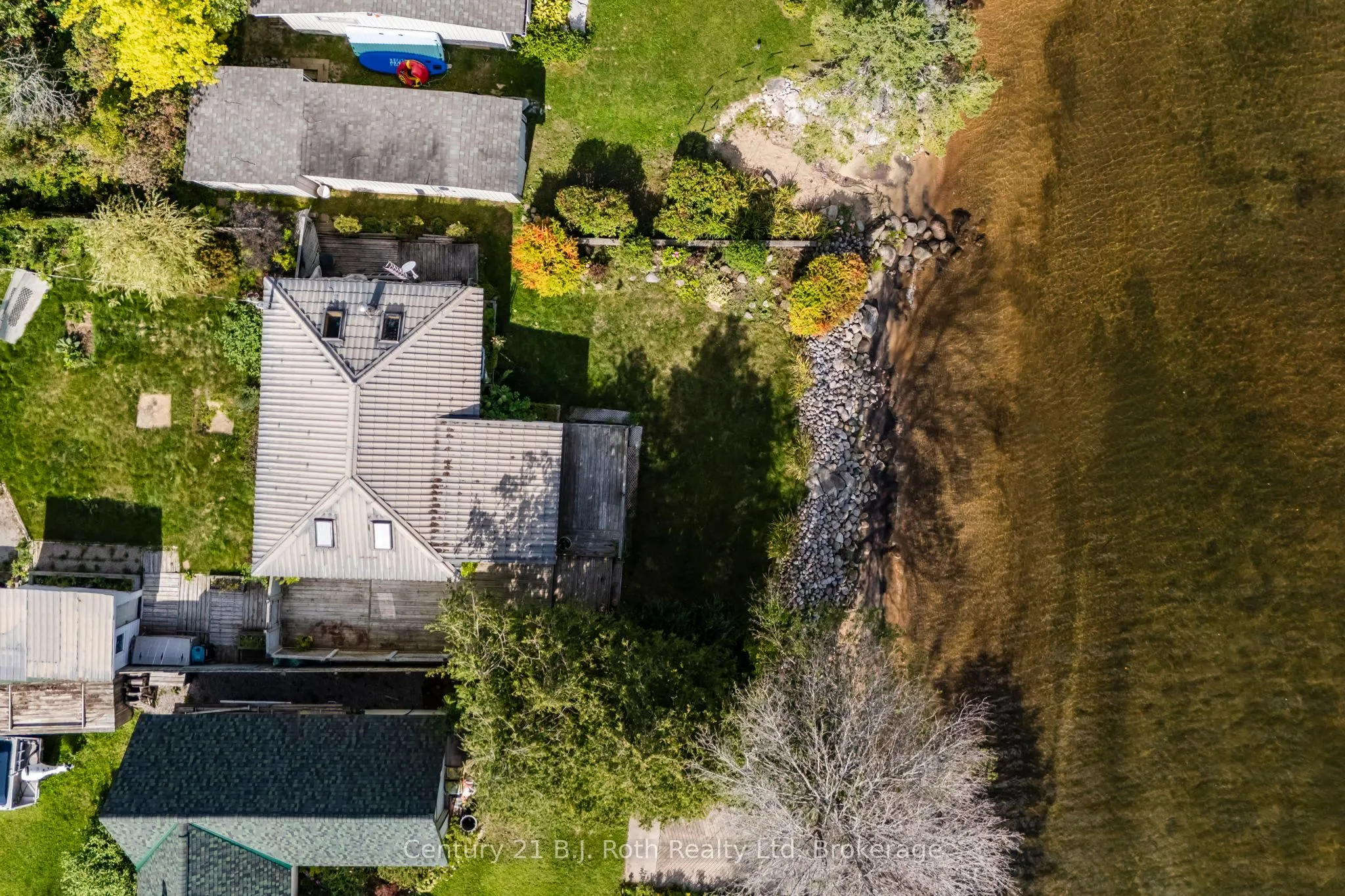 15 Bow Road