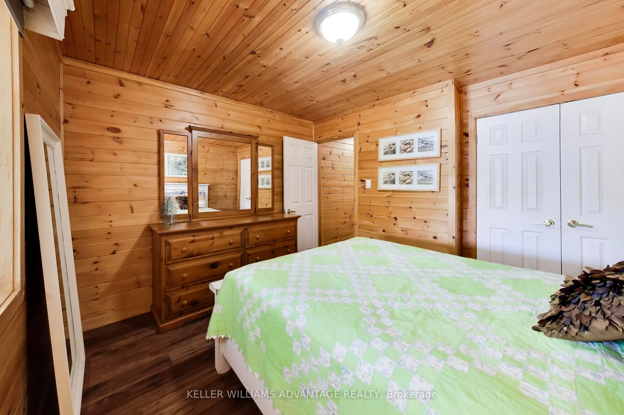 10 Cabin Crescent