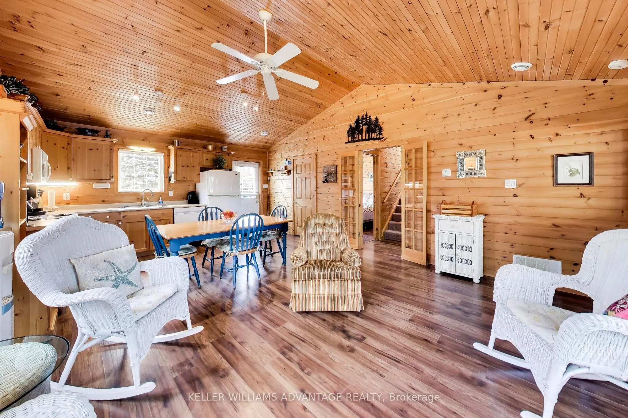 10 Cabin Crescent
