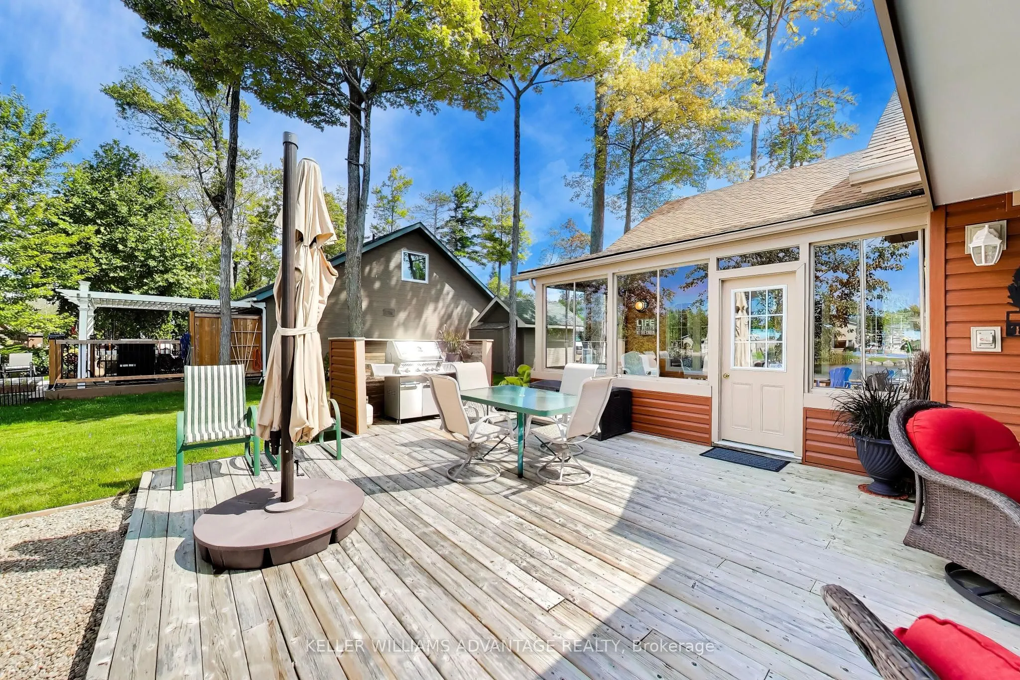 10 Cabin Crescent