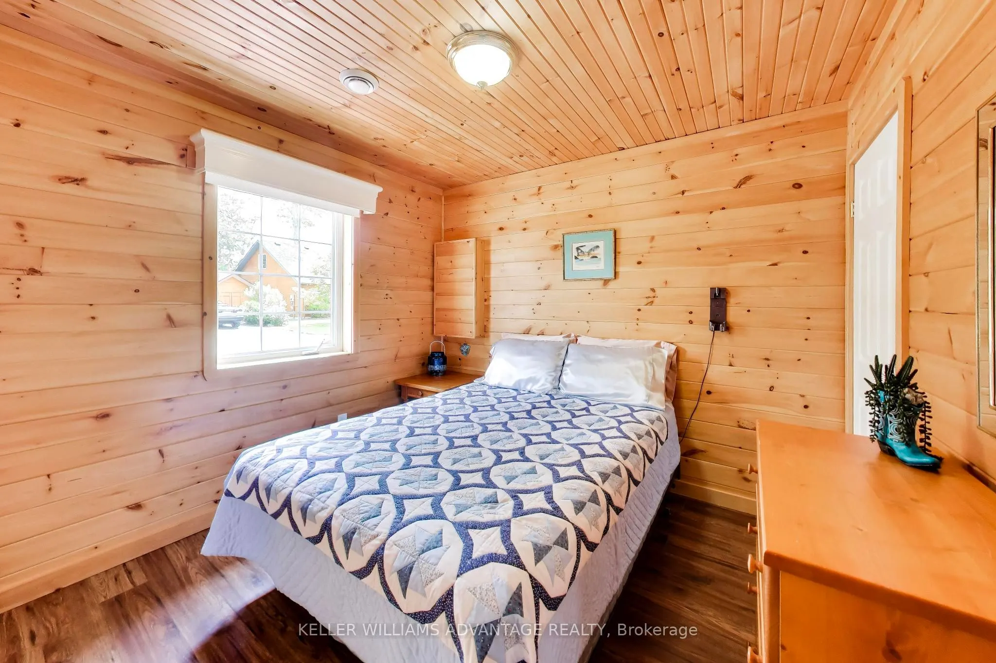 10 Cabin Crescent