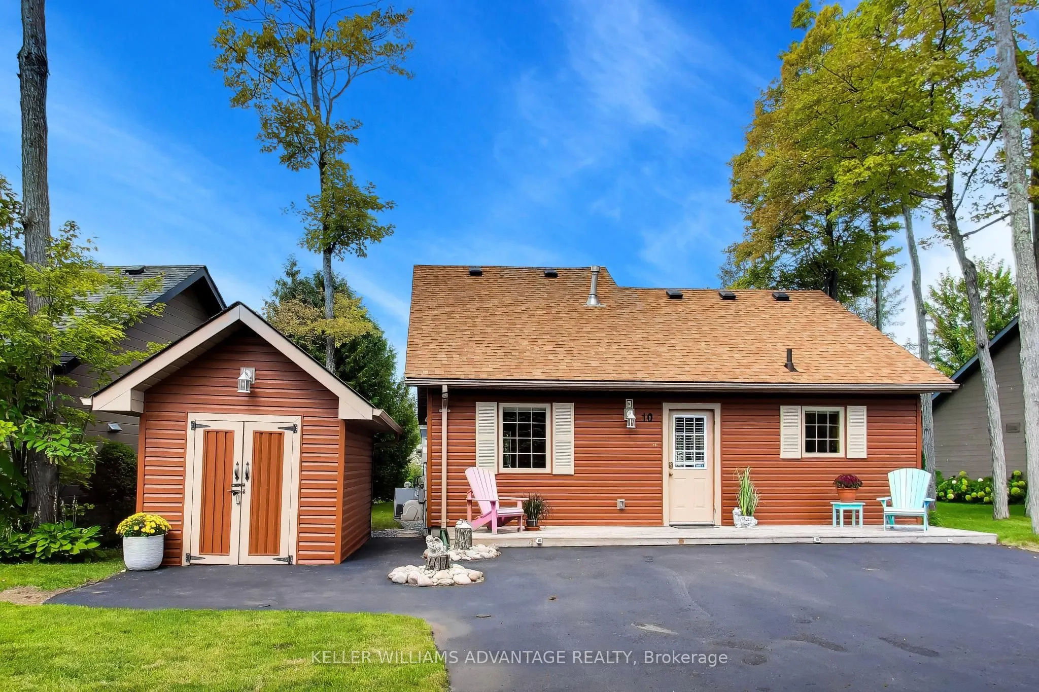 10 Cabin Crescent