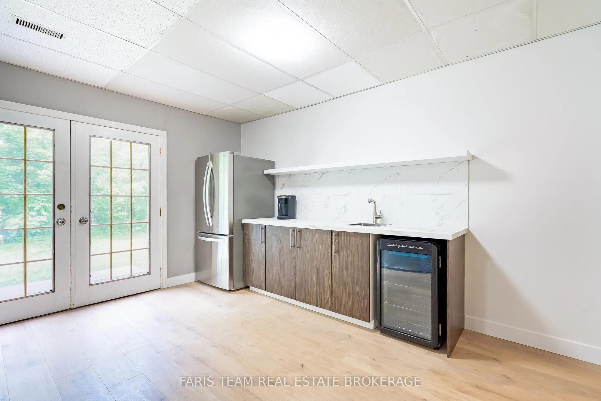 800 Mount St. Louis Road W