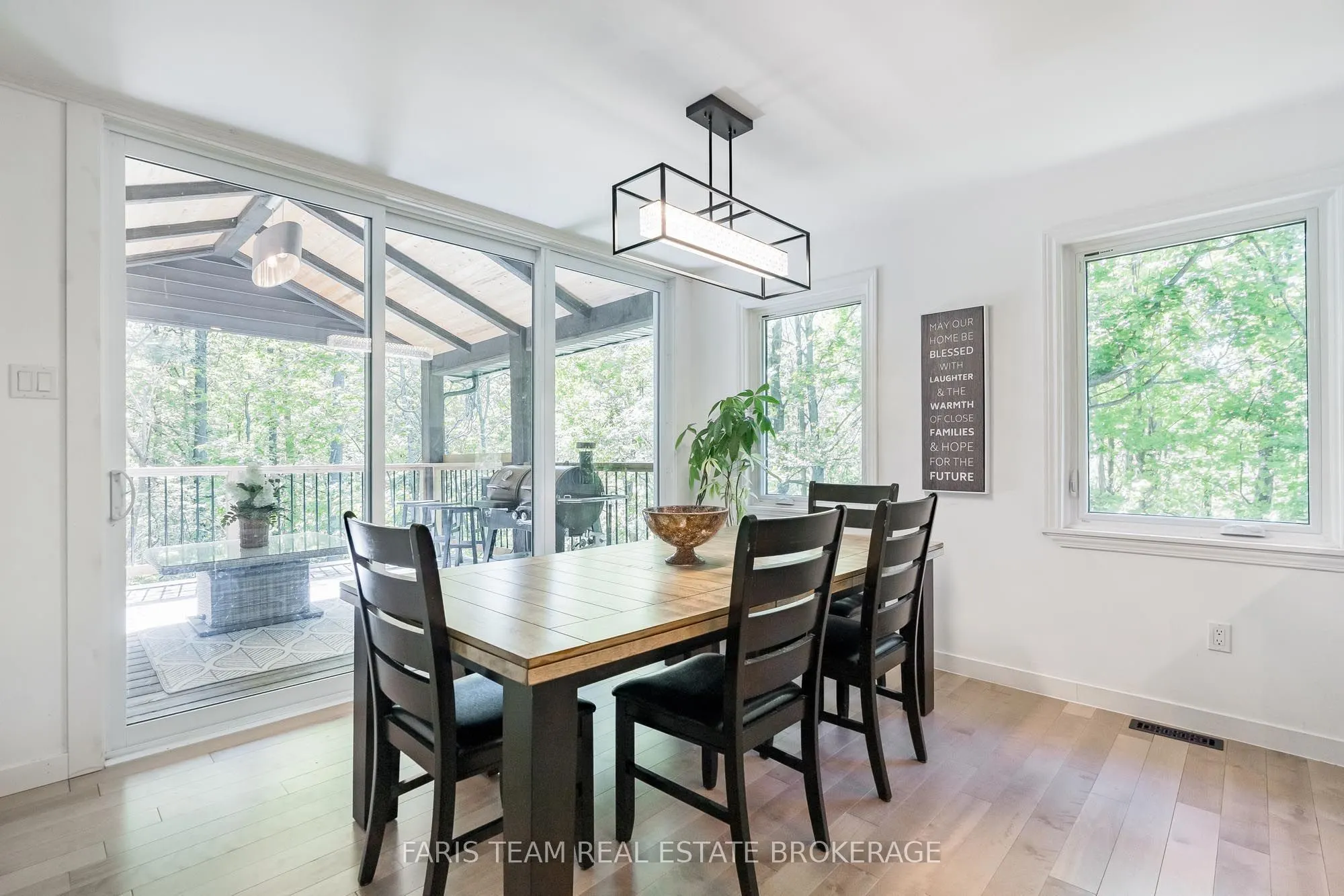800 Mount St. Louis Road W