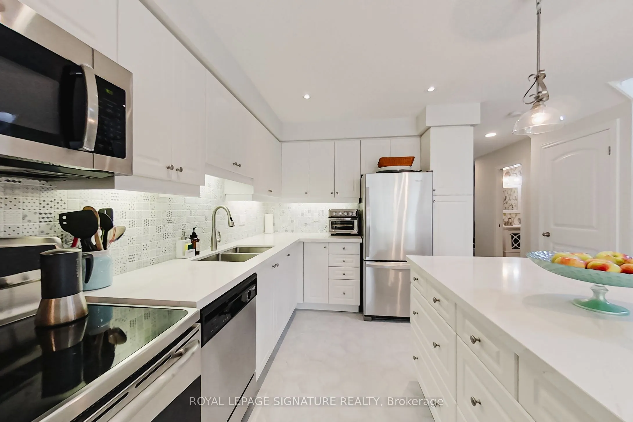 23 Silver Glen Boulevard #29