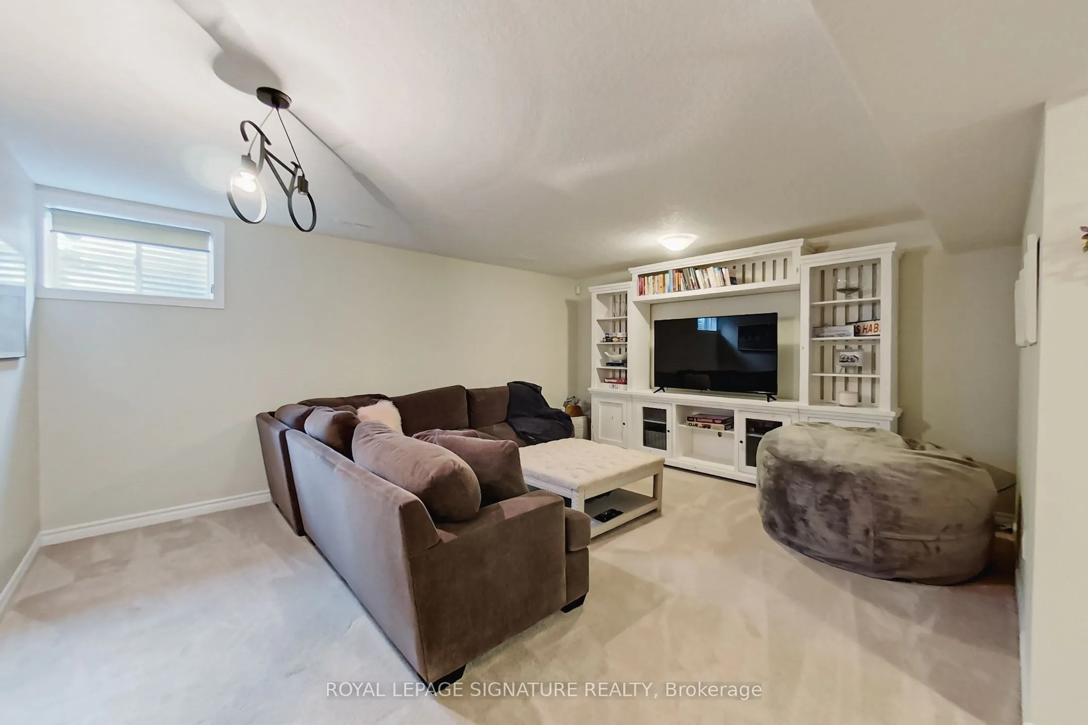 23 Silver Glen Boulevard #29