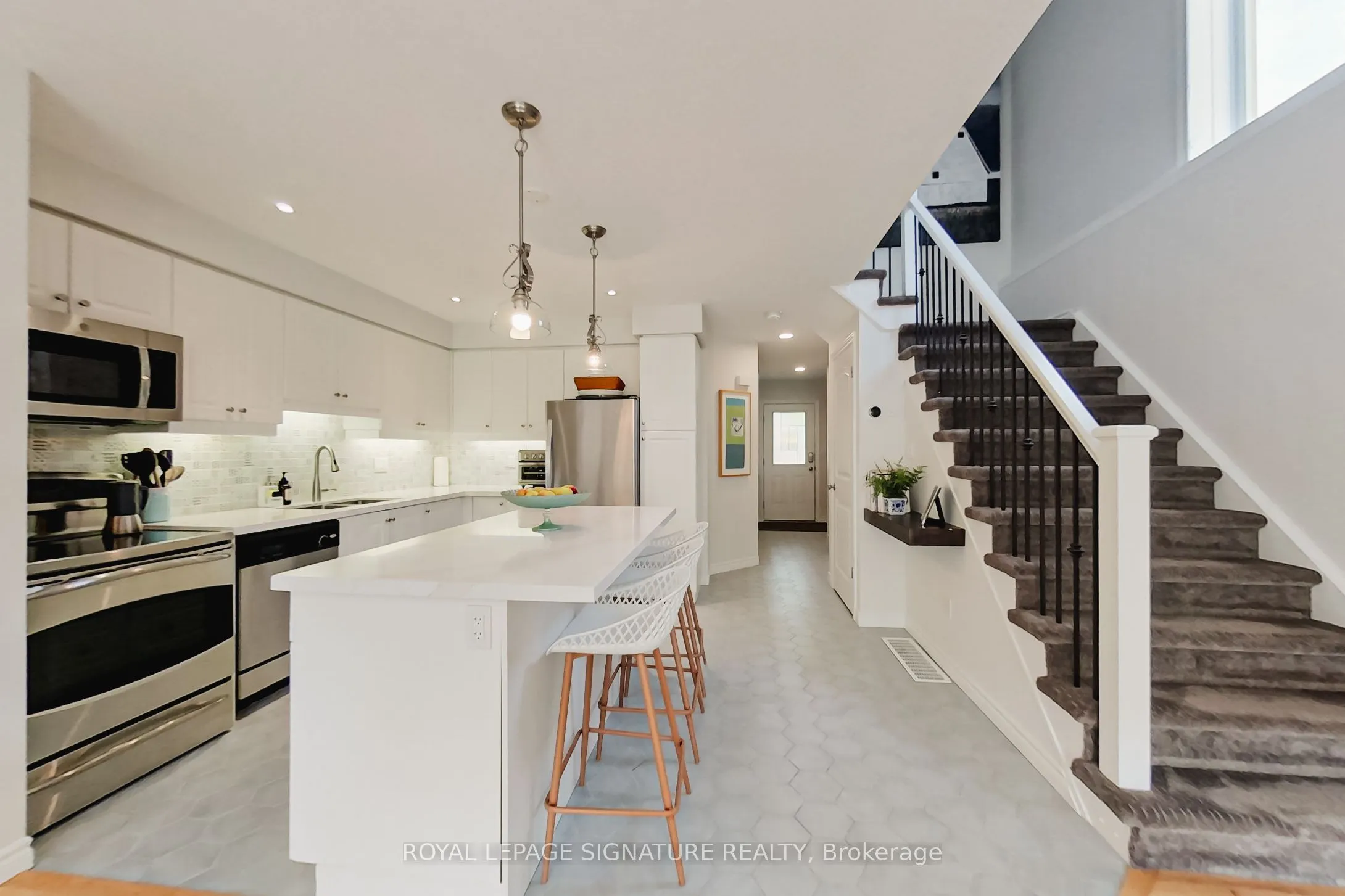 23 Silver Glen Boulevard #29