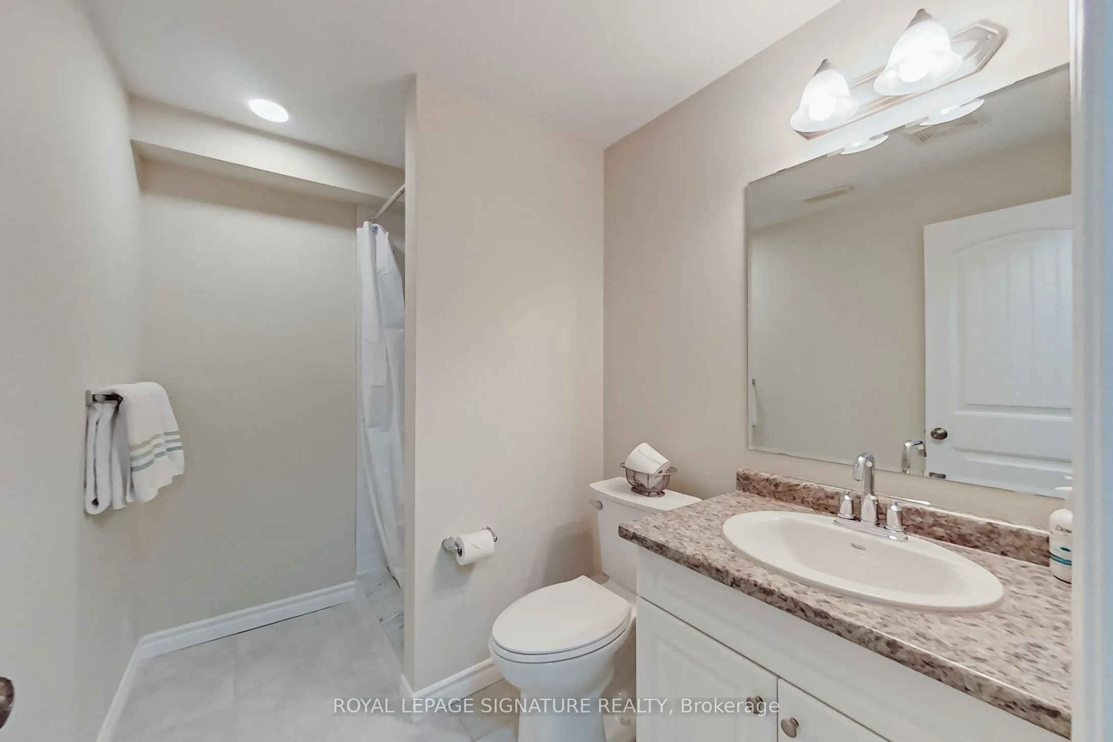23 Silver Glen Boulevard #29