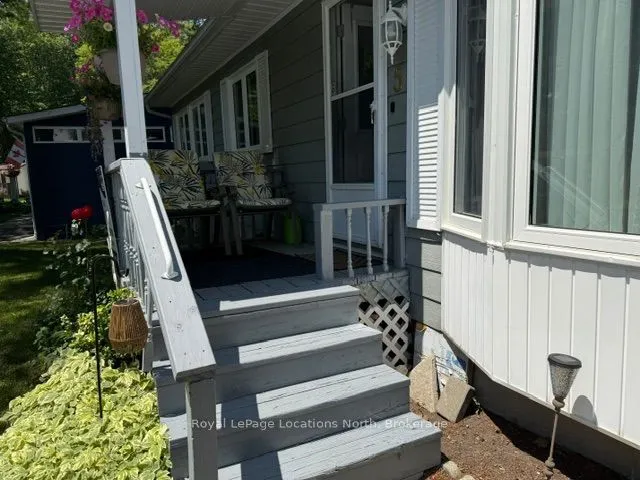 5 Murray Drive