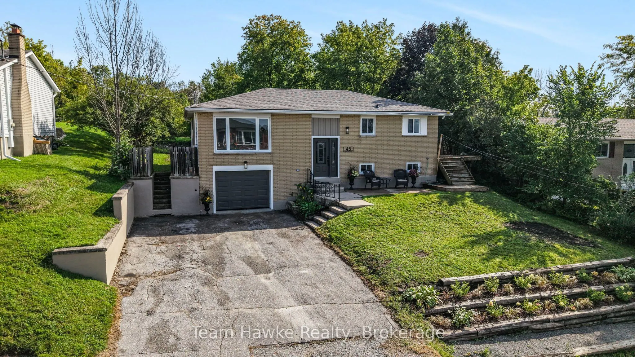 45 Easton Avenue