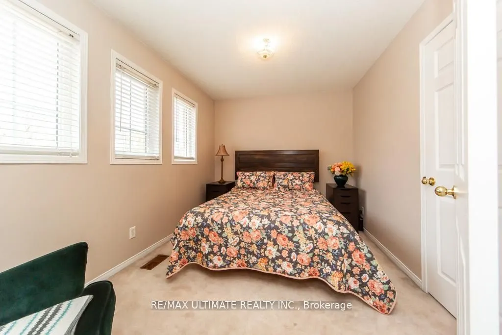 5 Twiss Drive