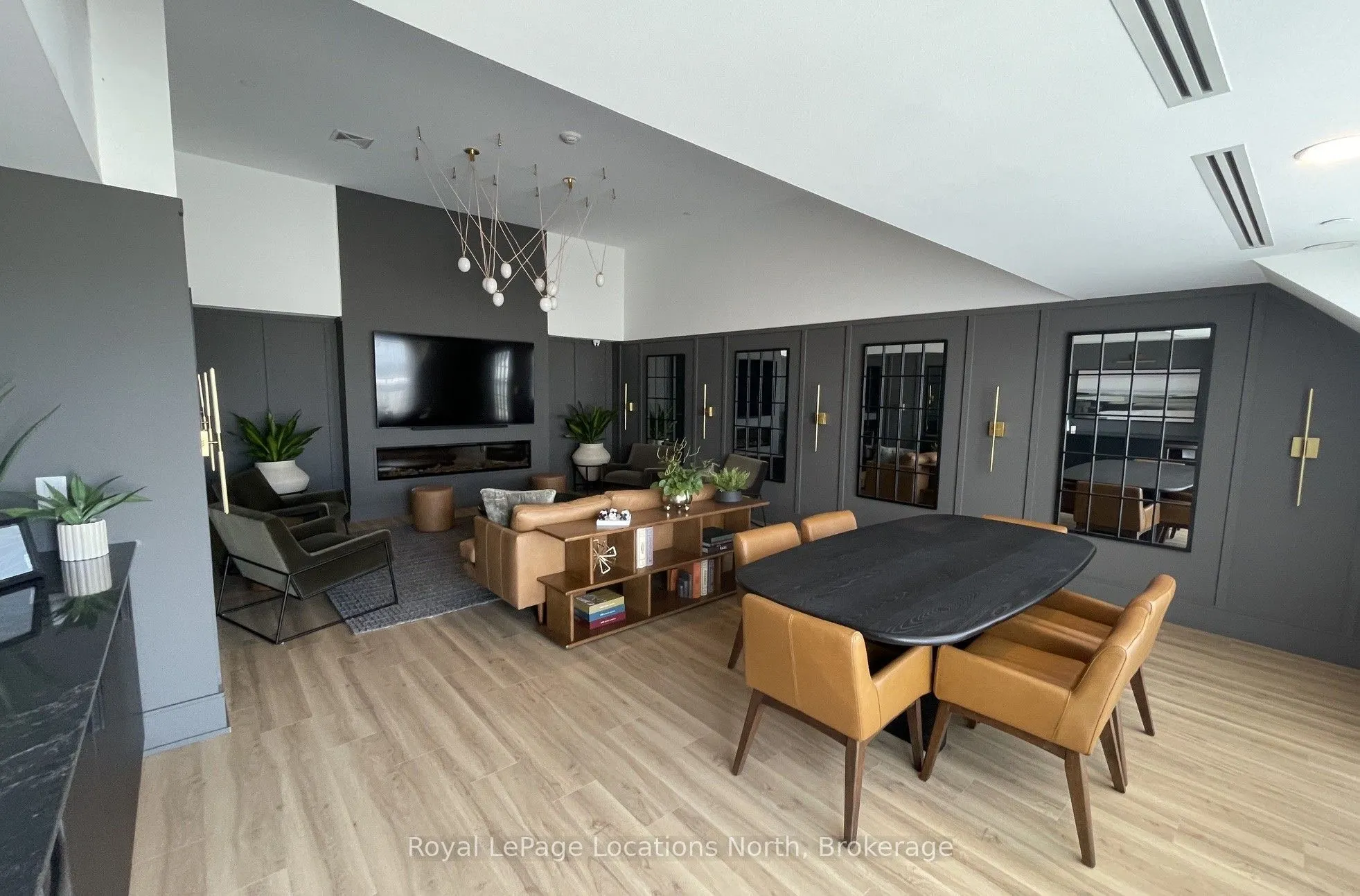 31 HURON Street #203