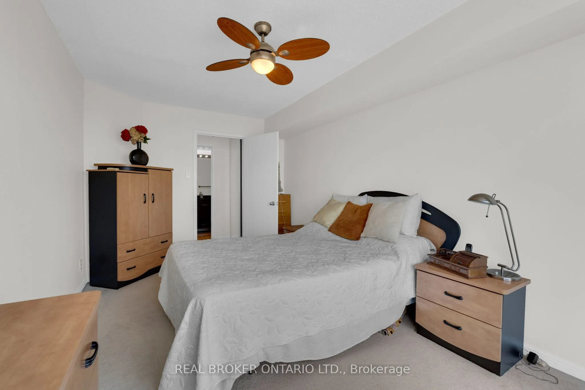 65 Ellen Street #903