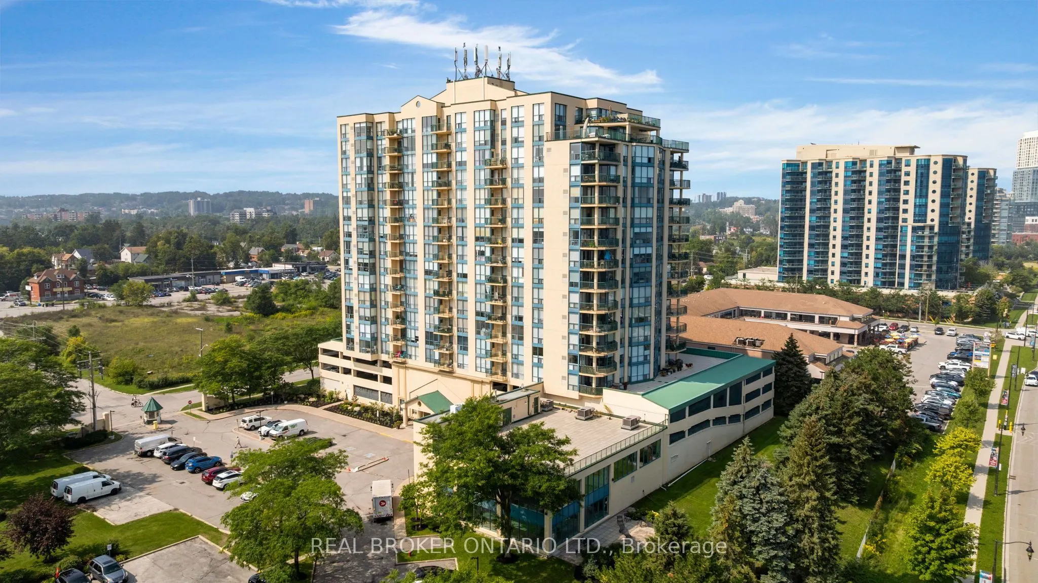 65 Ellen Street #903