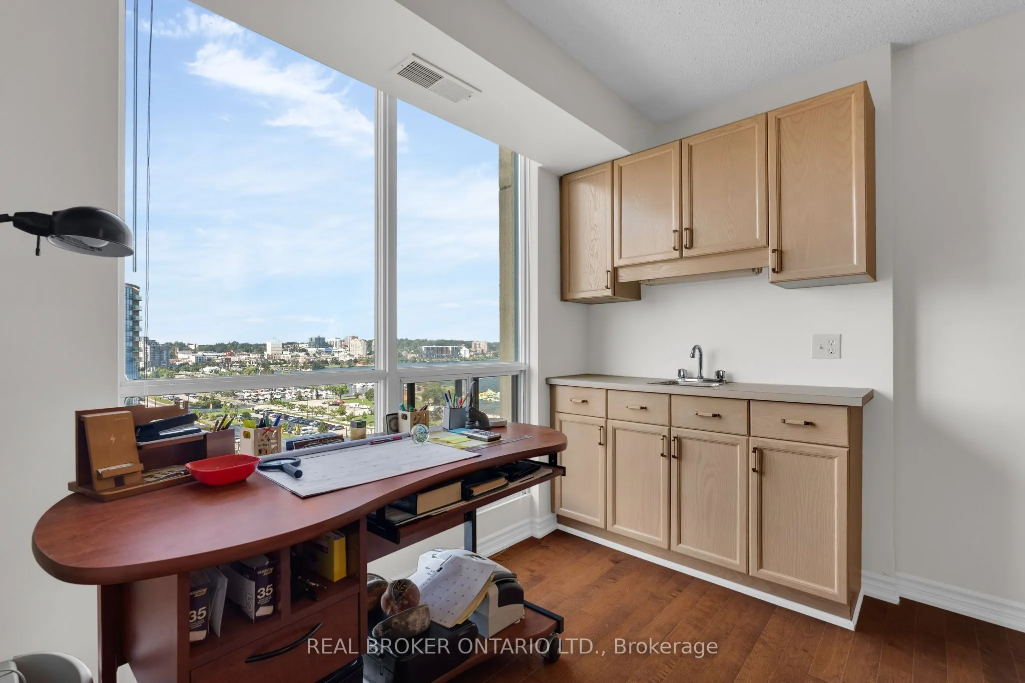 65 Ellen Street #903