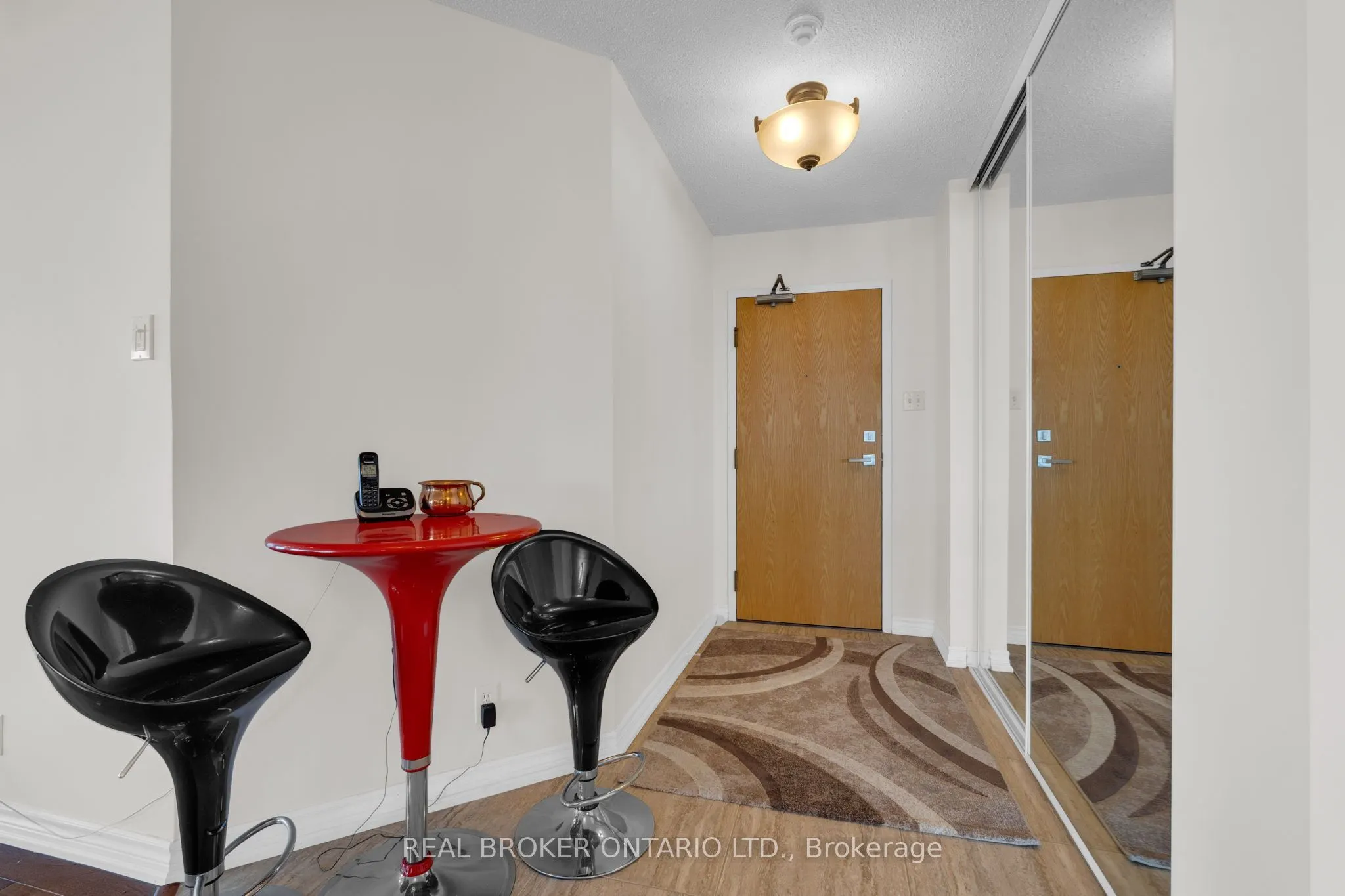 65 Ellen Street #903