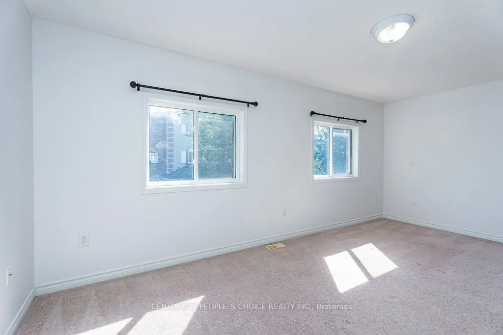 129 Sydenham Wells Square