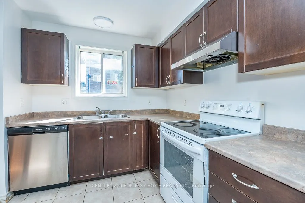 129 Sydenham Wells Square