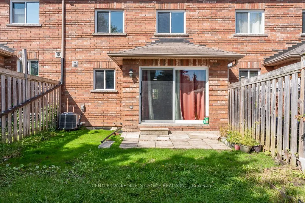 129 Sydenham Wells Square