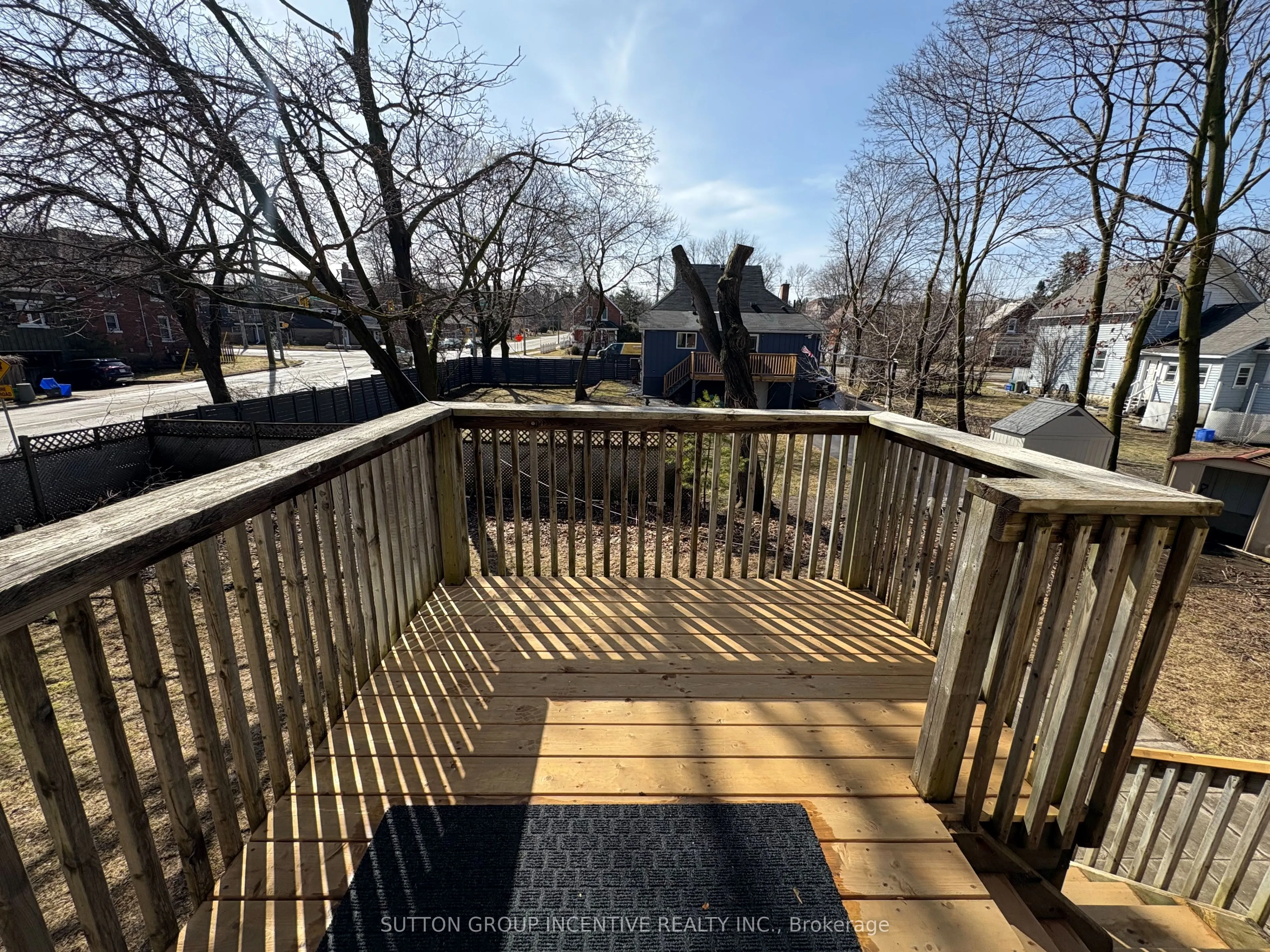 20 Bayview Drive #Upper