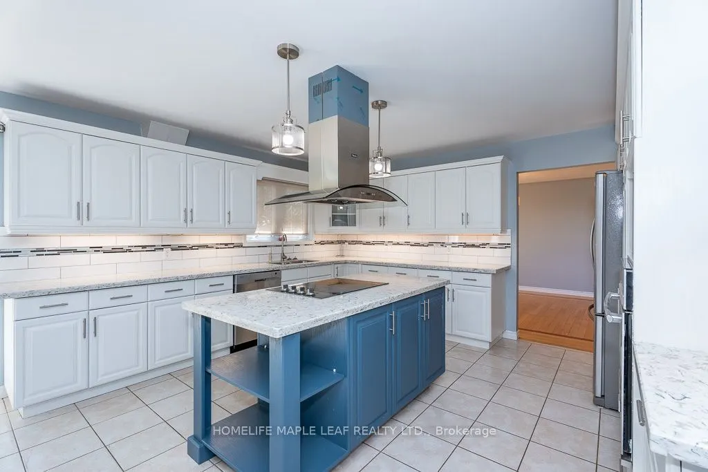 3501 Mccarthy Drive