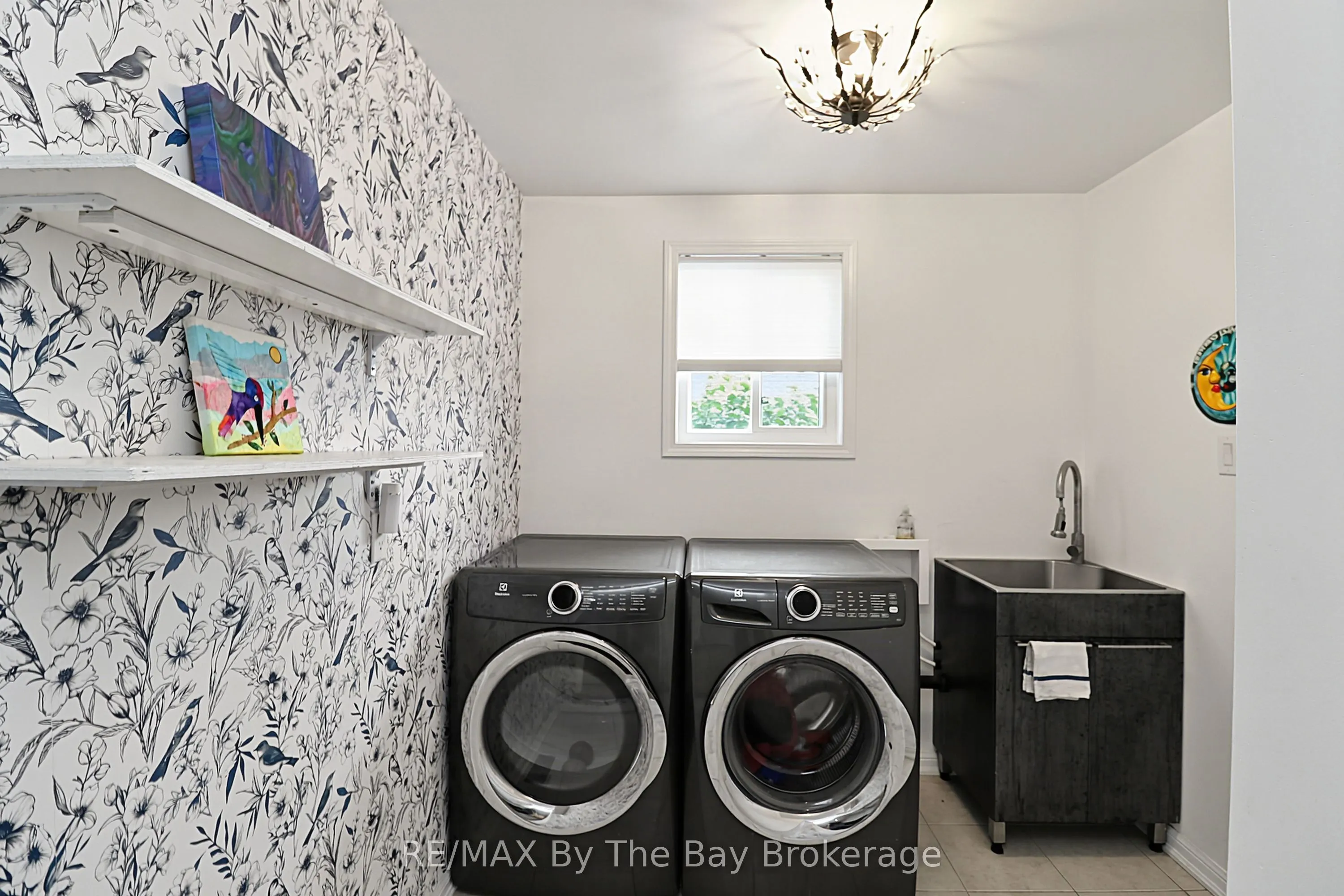 84 Wesley Avenue