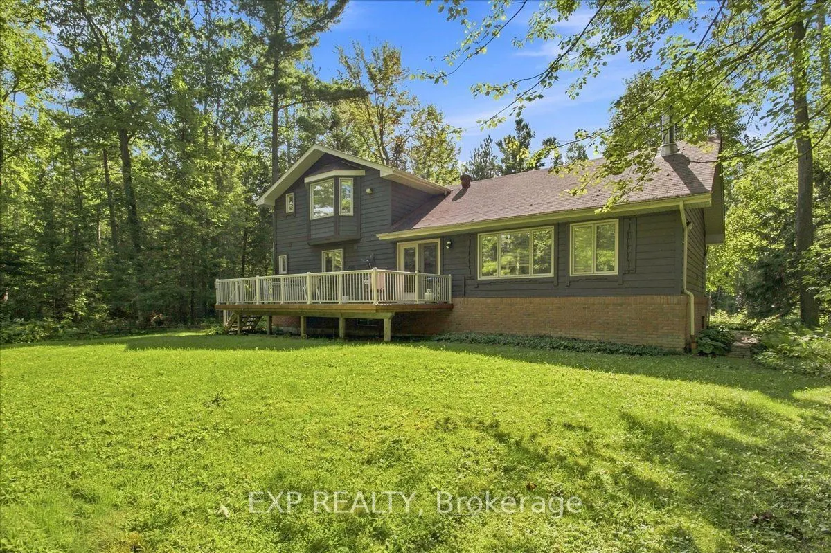 20 Pineshore Crescent