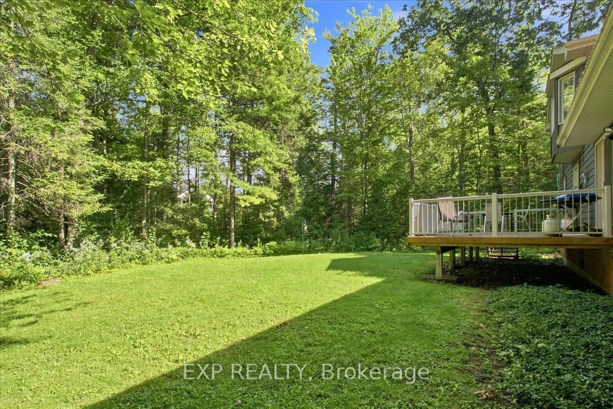 20 Pineshore Crescent
