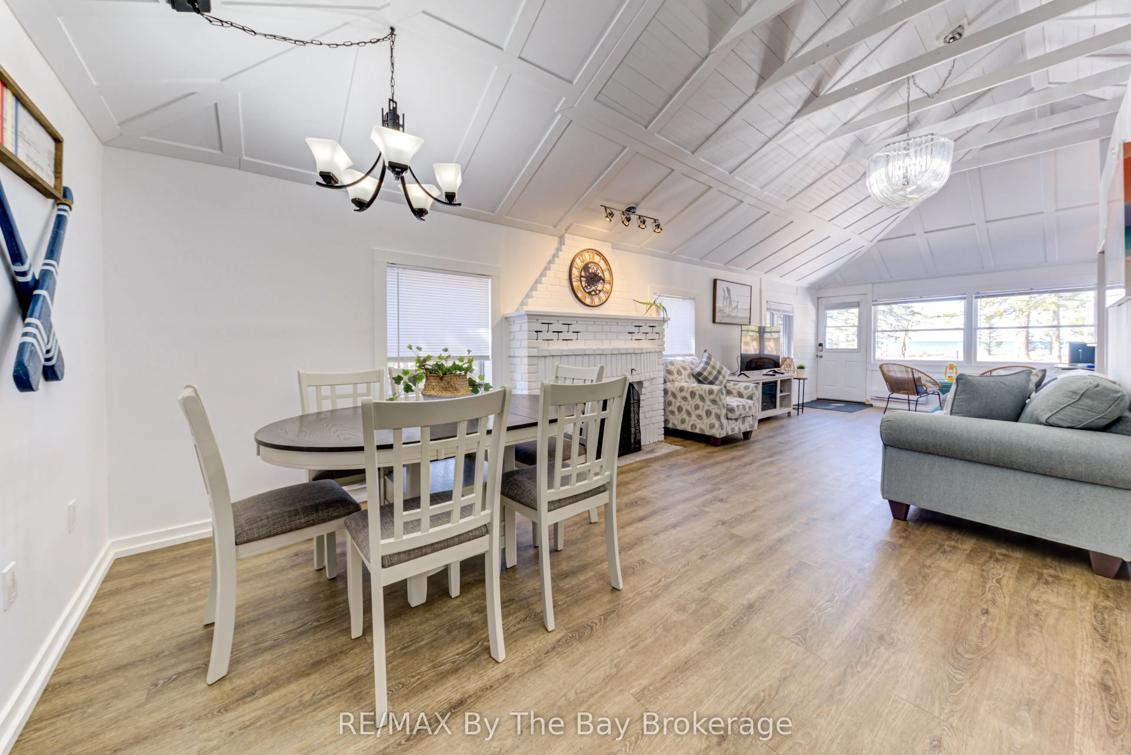 278 Coastline Drive