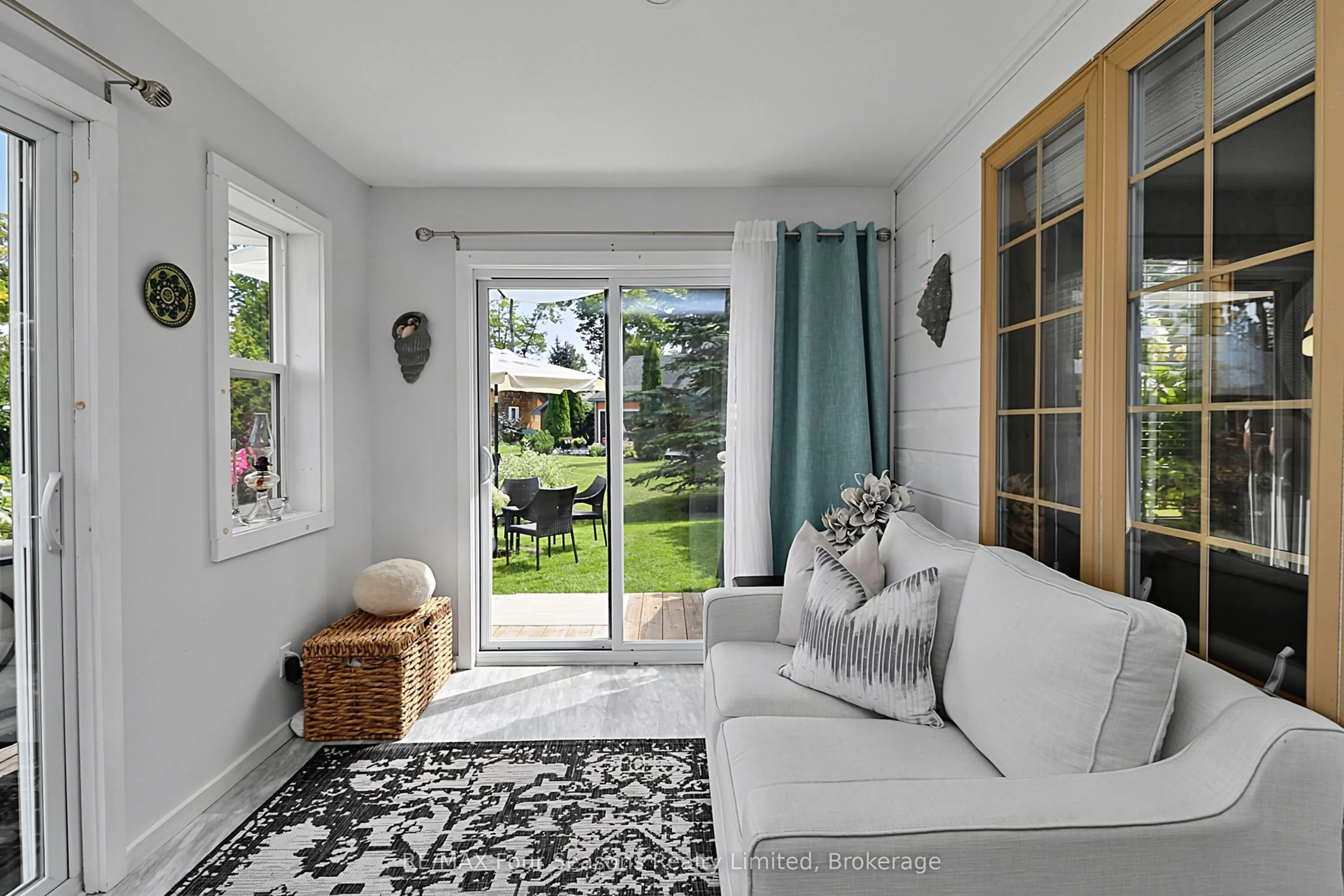 47 CABIN Crescent