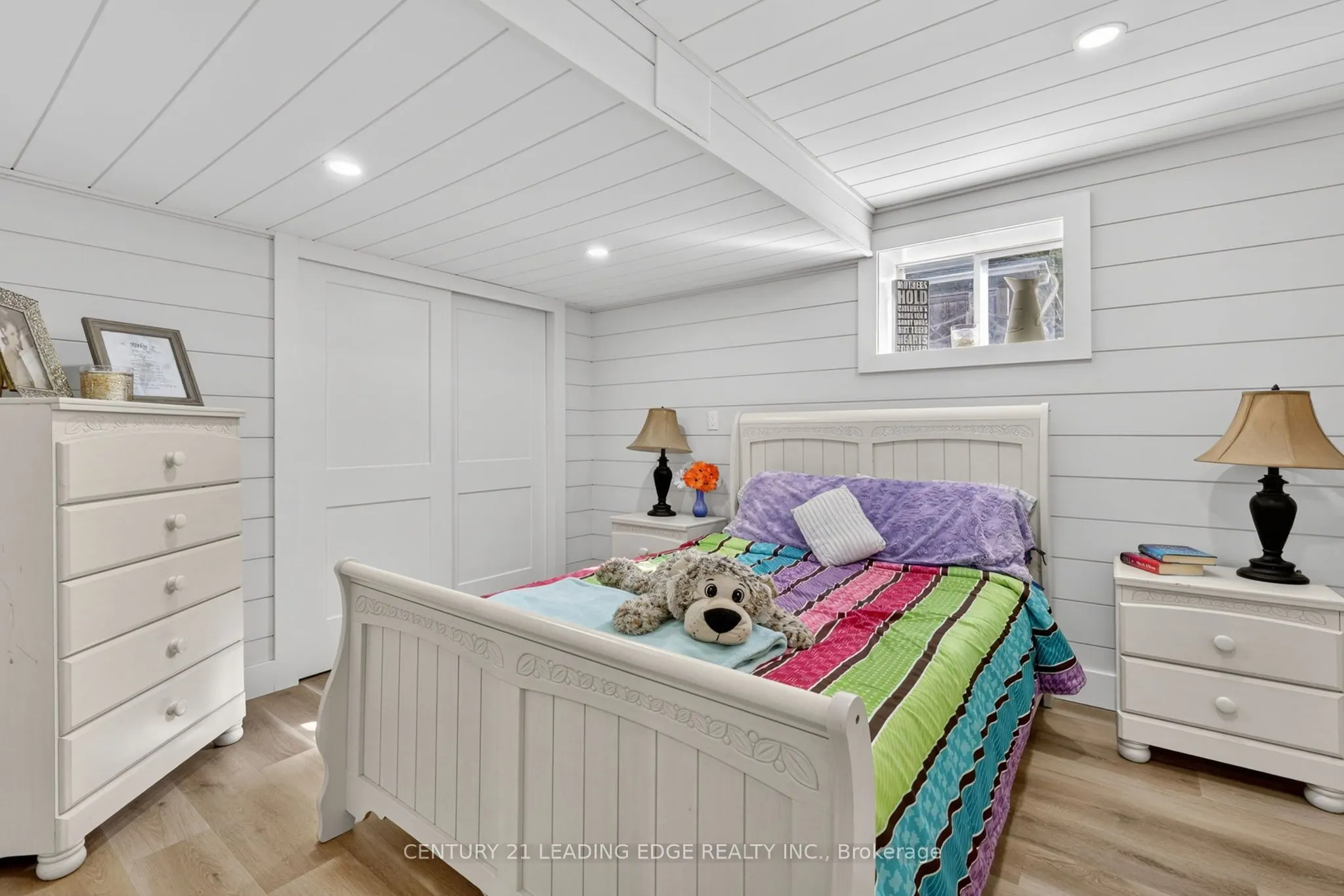 2996 Moynes Road