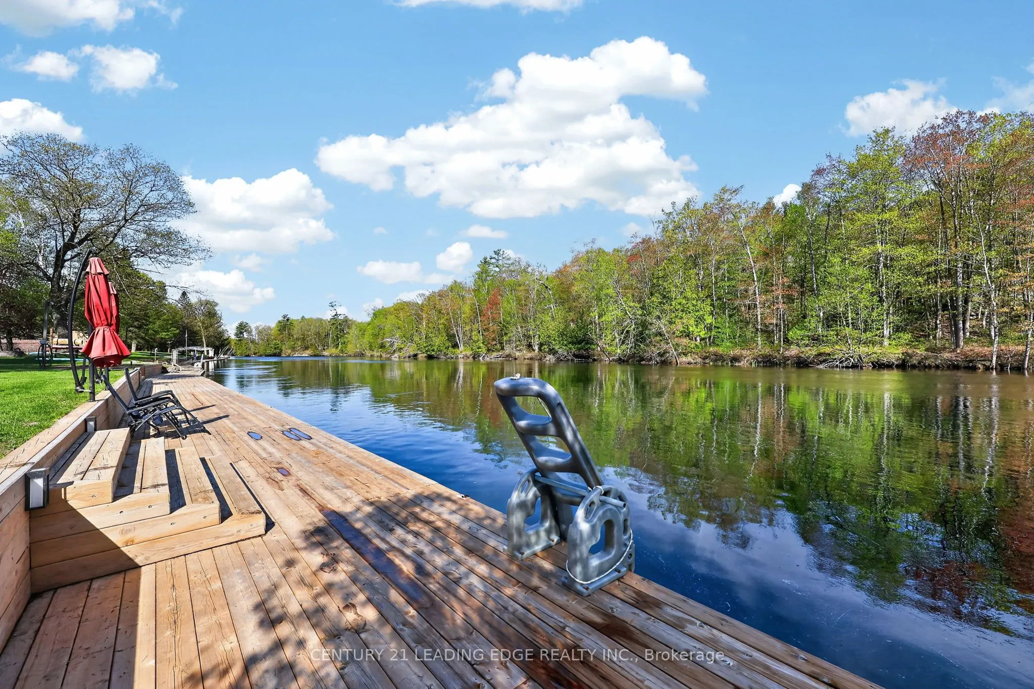 2996 Moynes Road