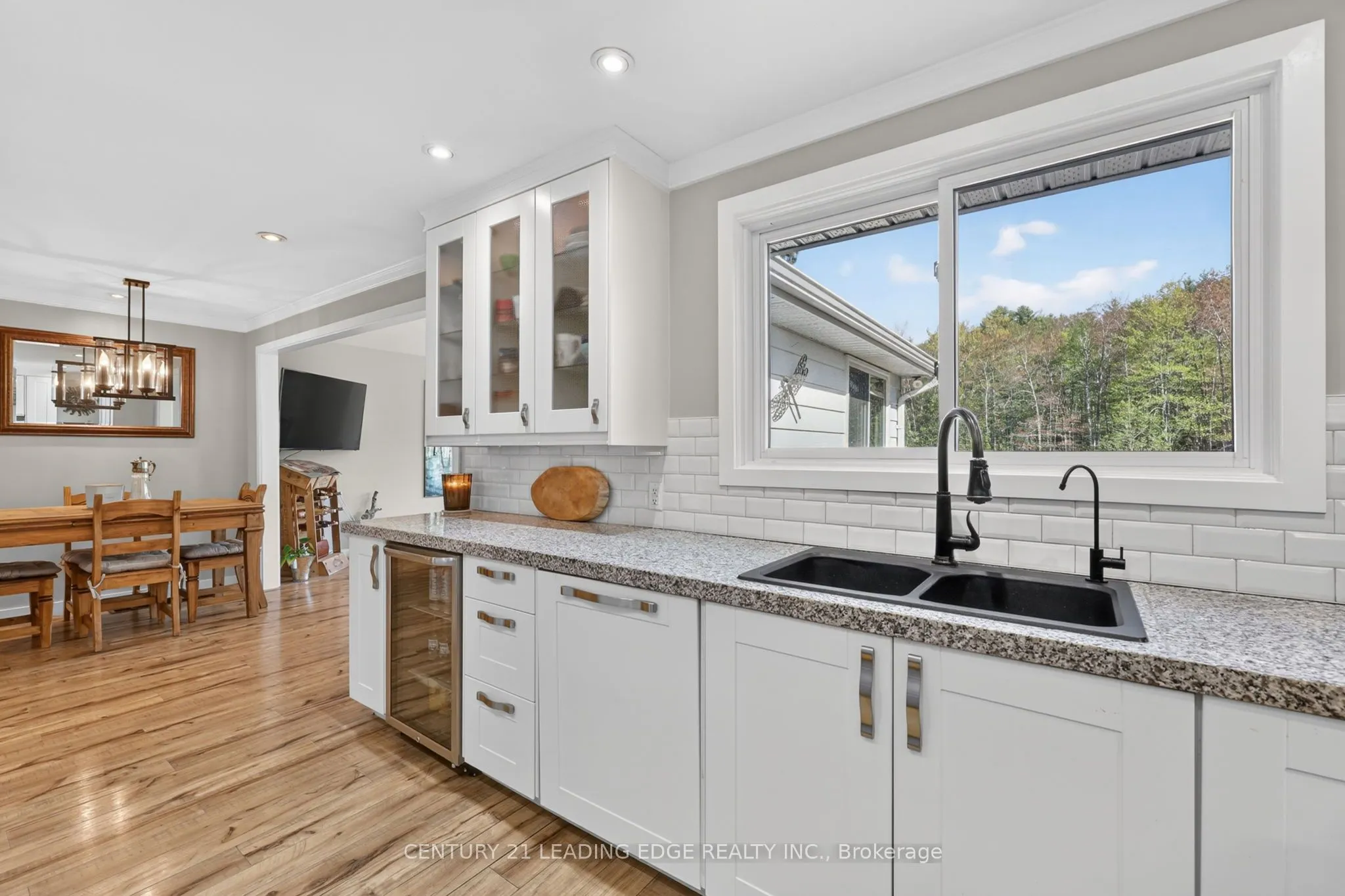 2996 Moynes Road