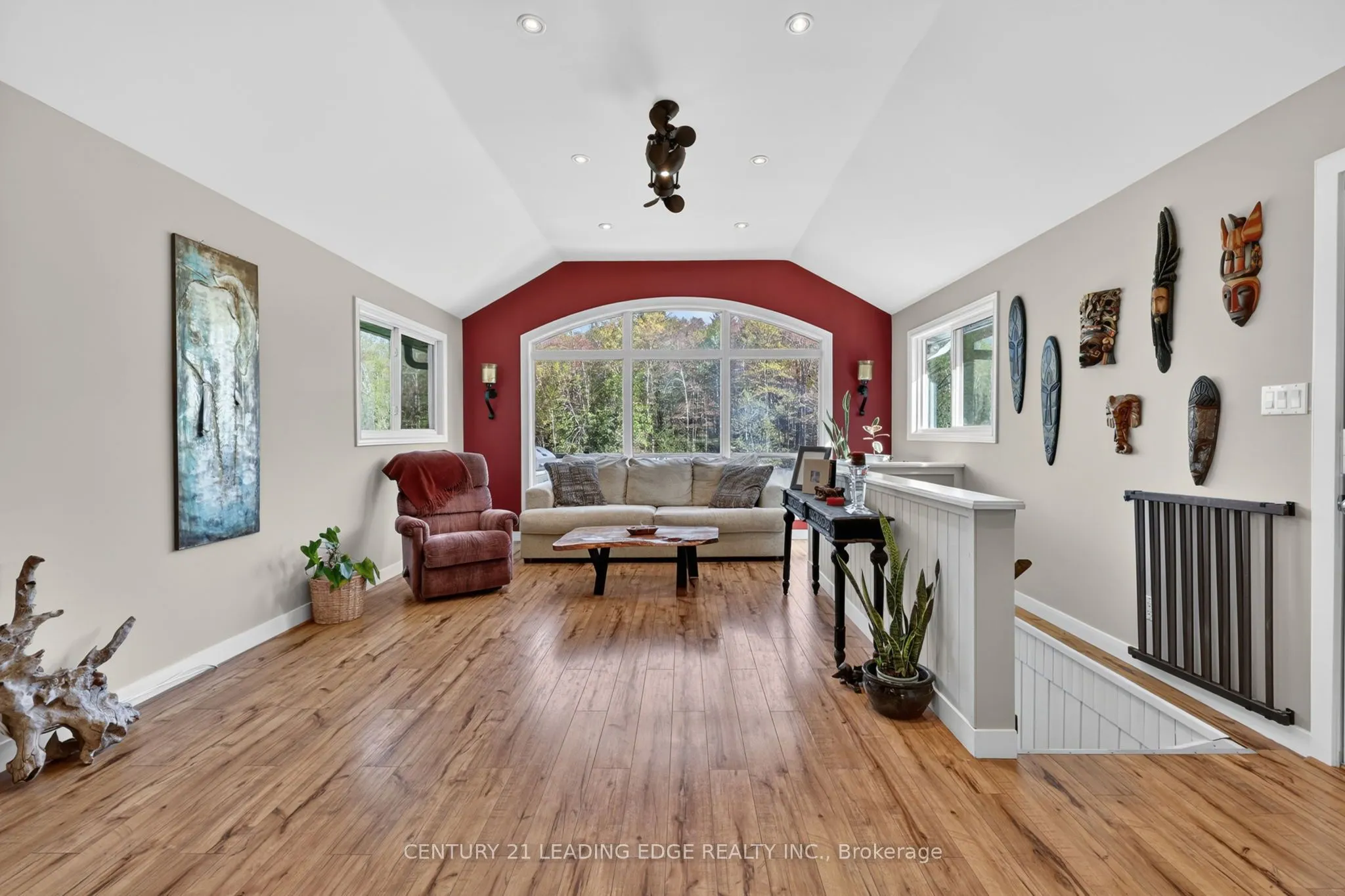 2996 Moynes Road