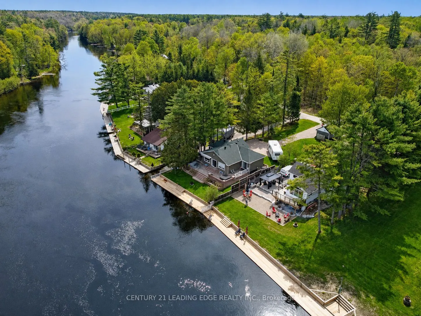 2996 Moynes Road