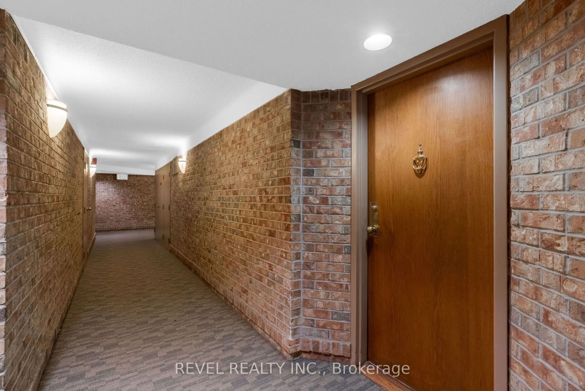 181 COLLIER Street #305