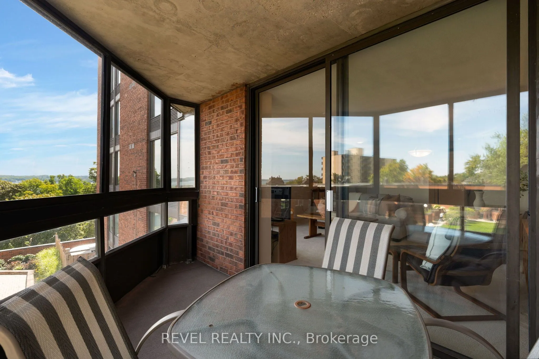 181 COLLIER Street #305