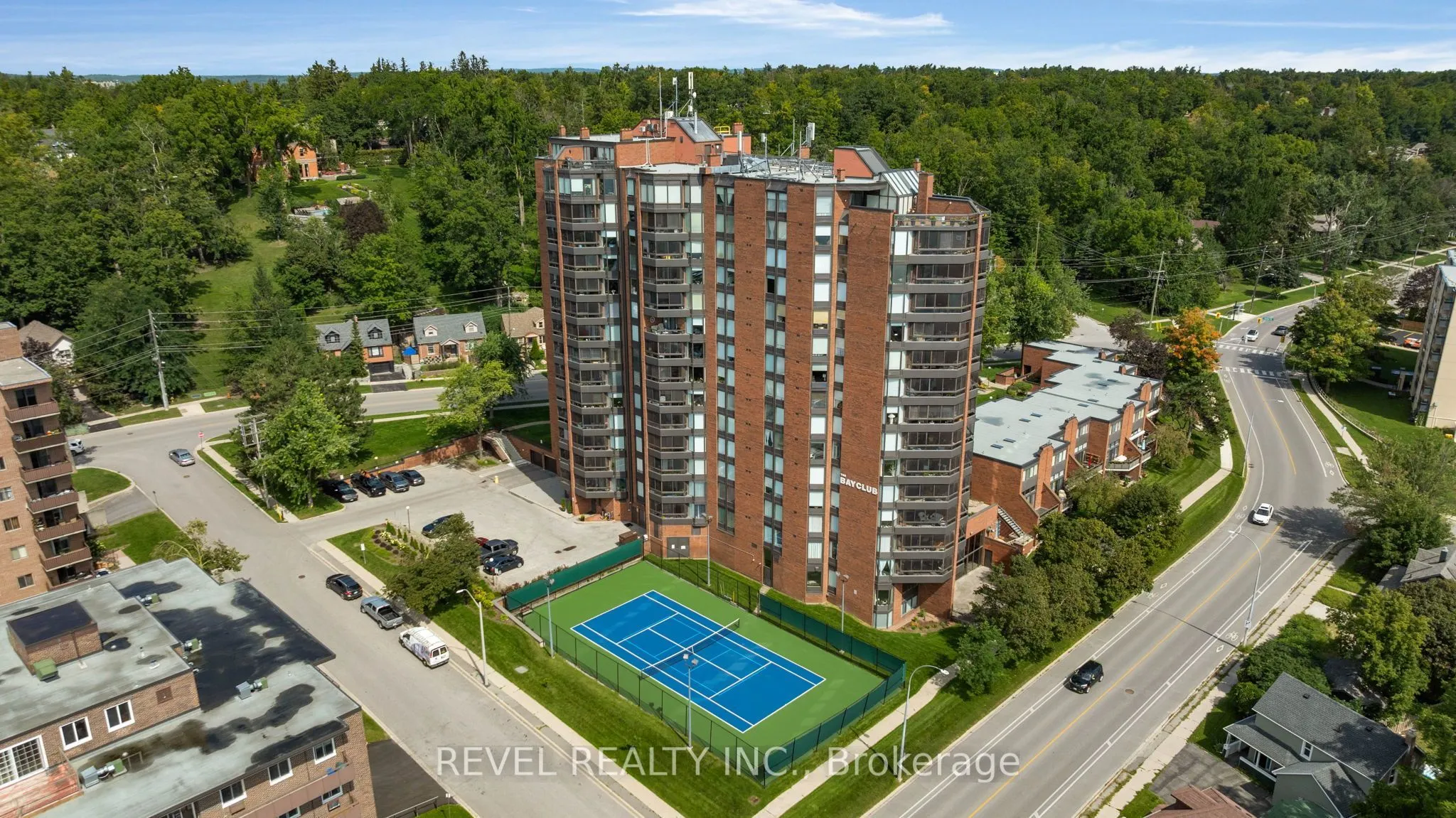 181 COLLIER Street #305