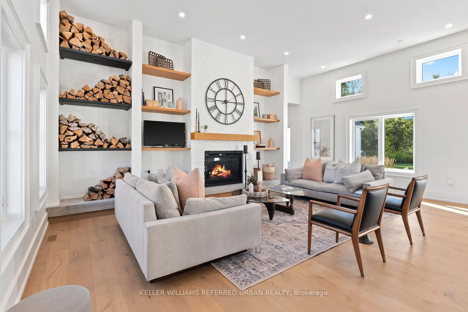 24 Windfield Drive W