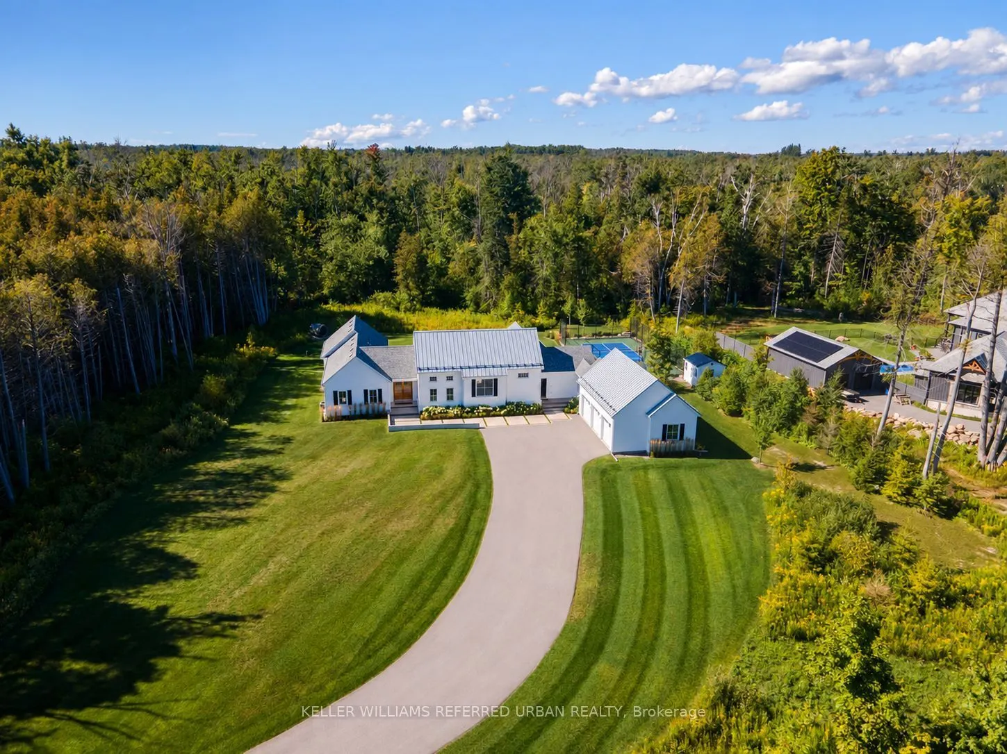 24 Windfield Drive W