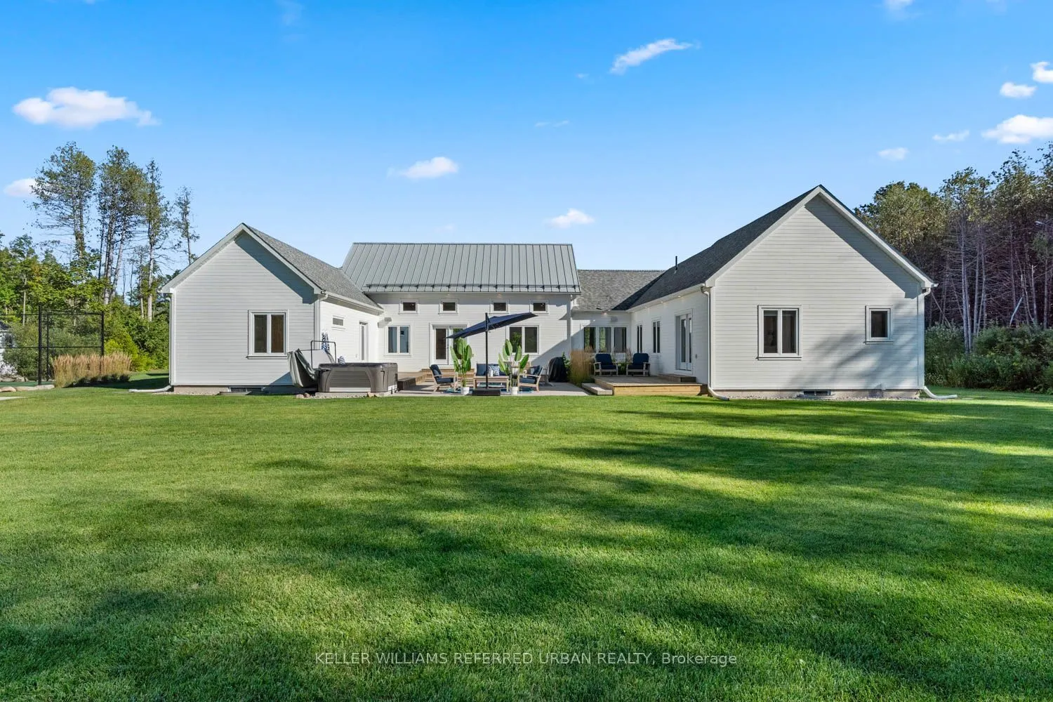 24 Windfield Drive W