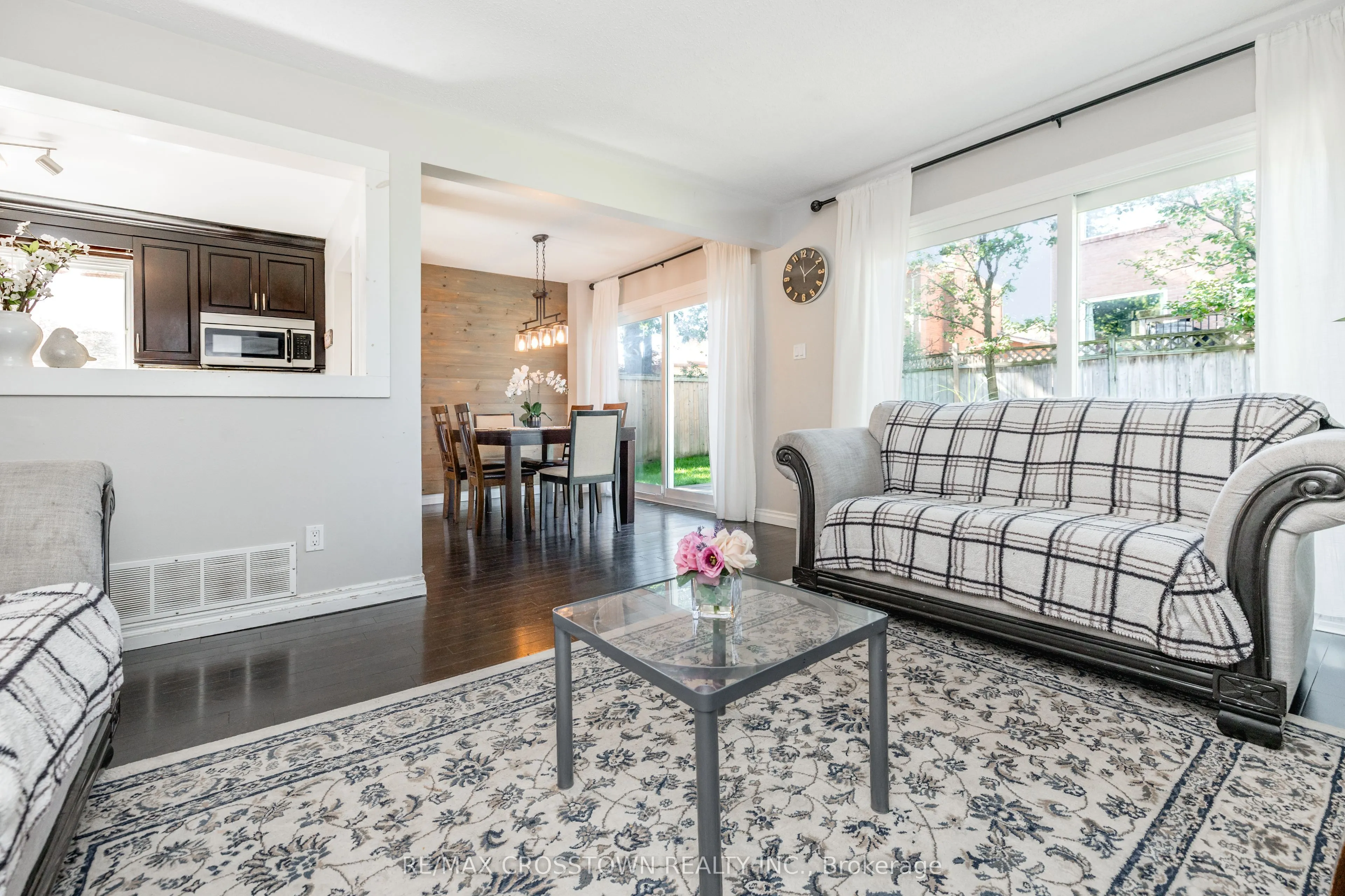 63 Oakridge Drive
