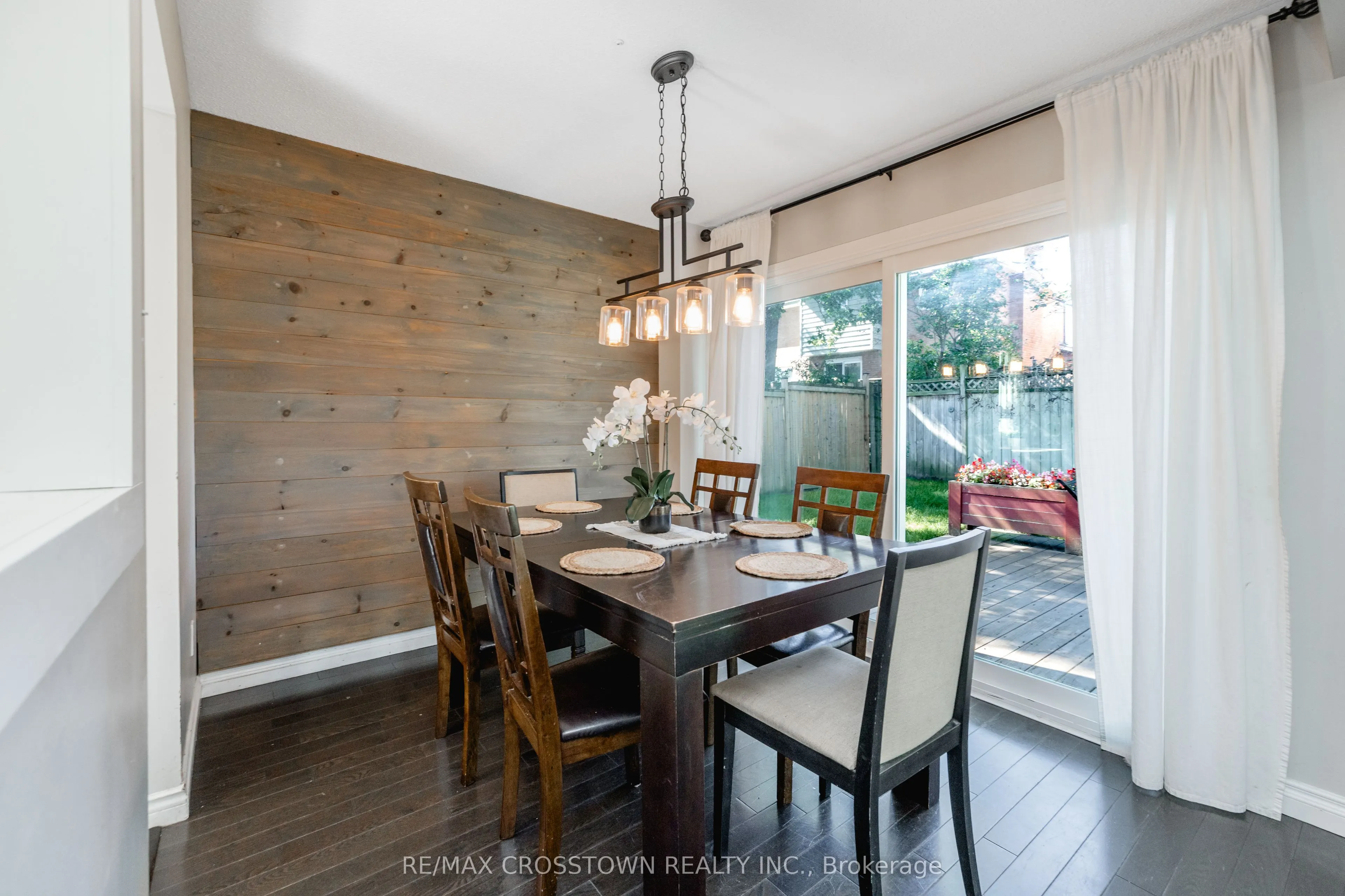 63 Oakridge Drive