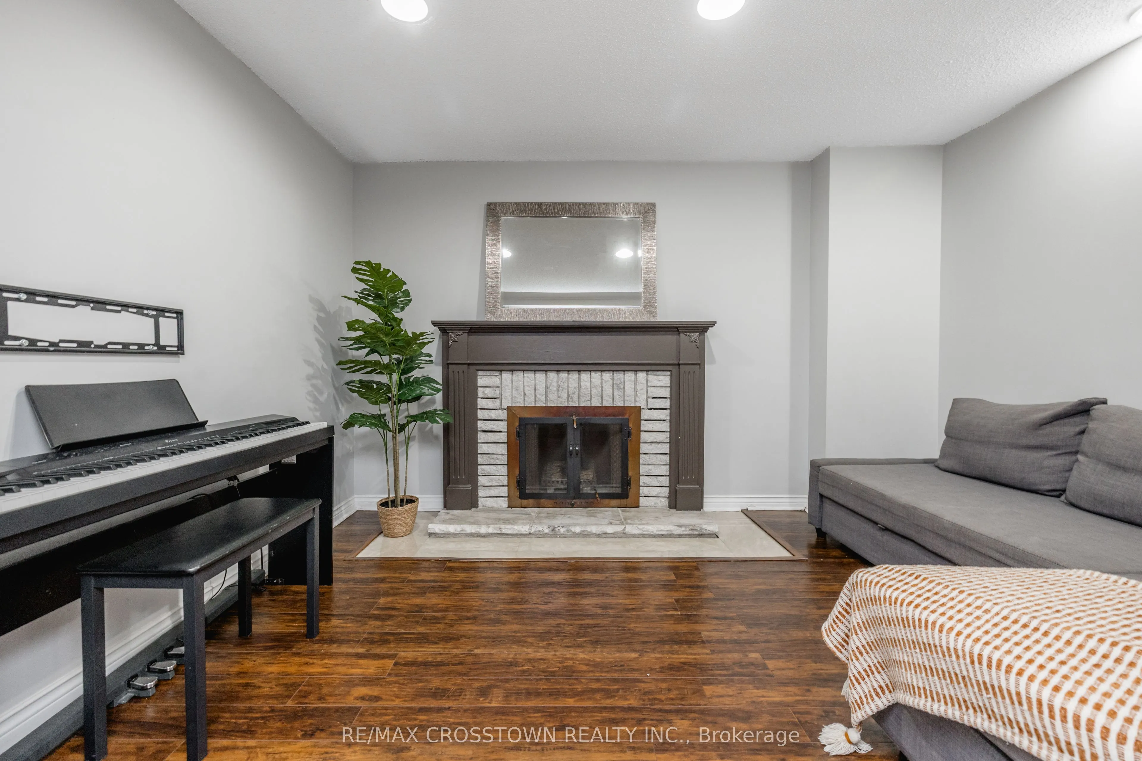 63 Oakridge Drive