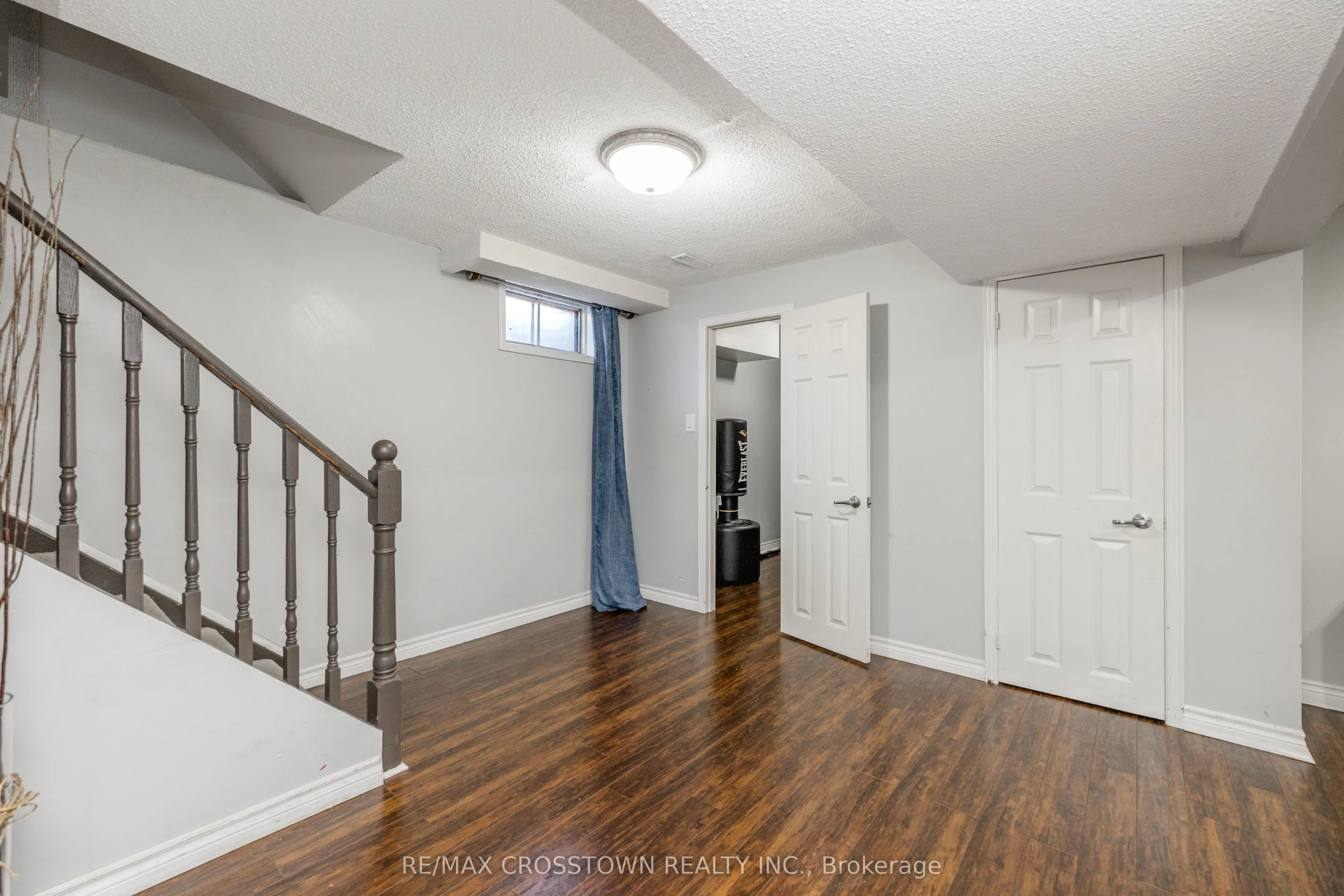 63 Oakridge Drive