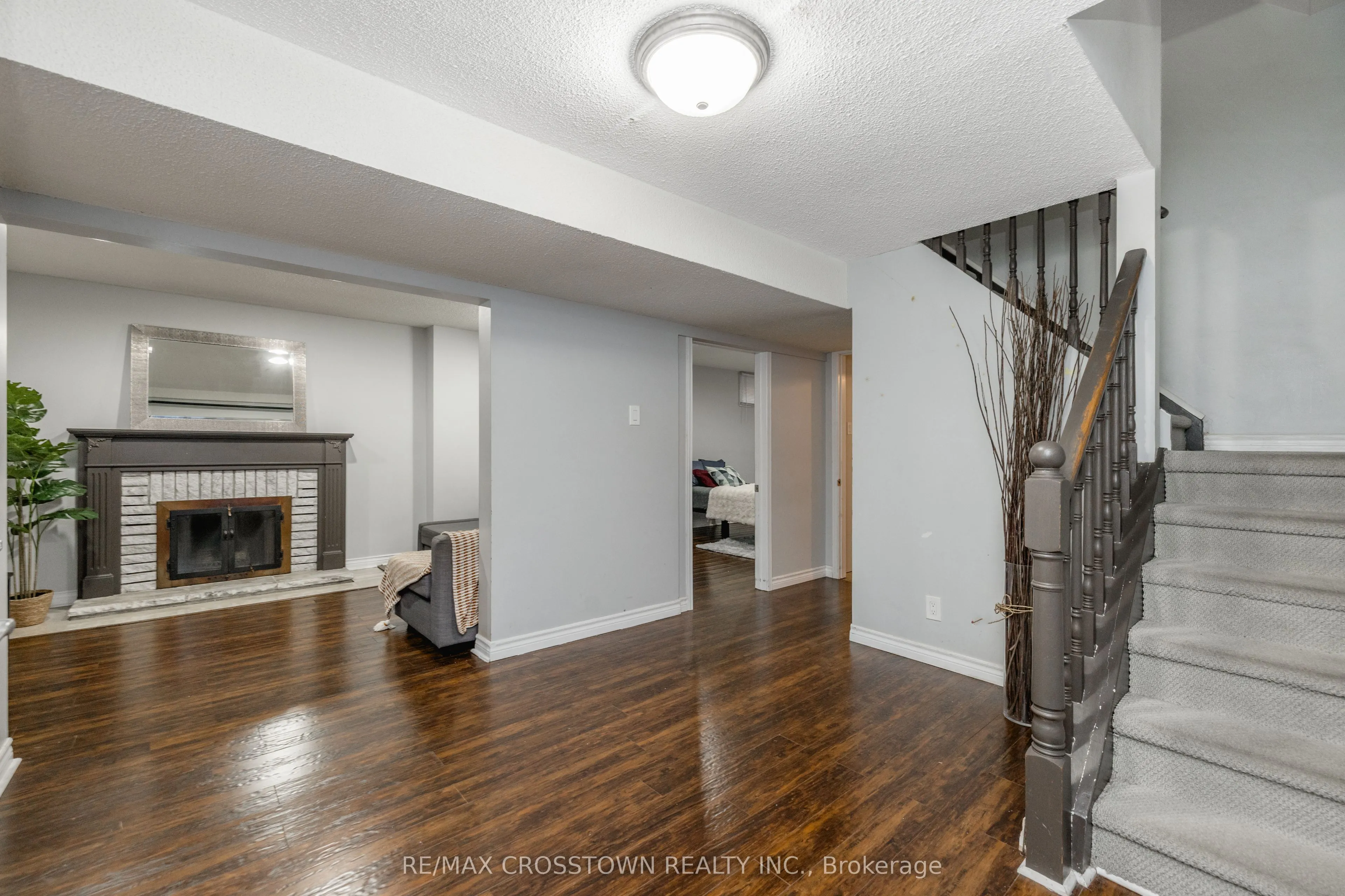 63 Oakridge Drive