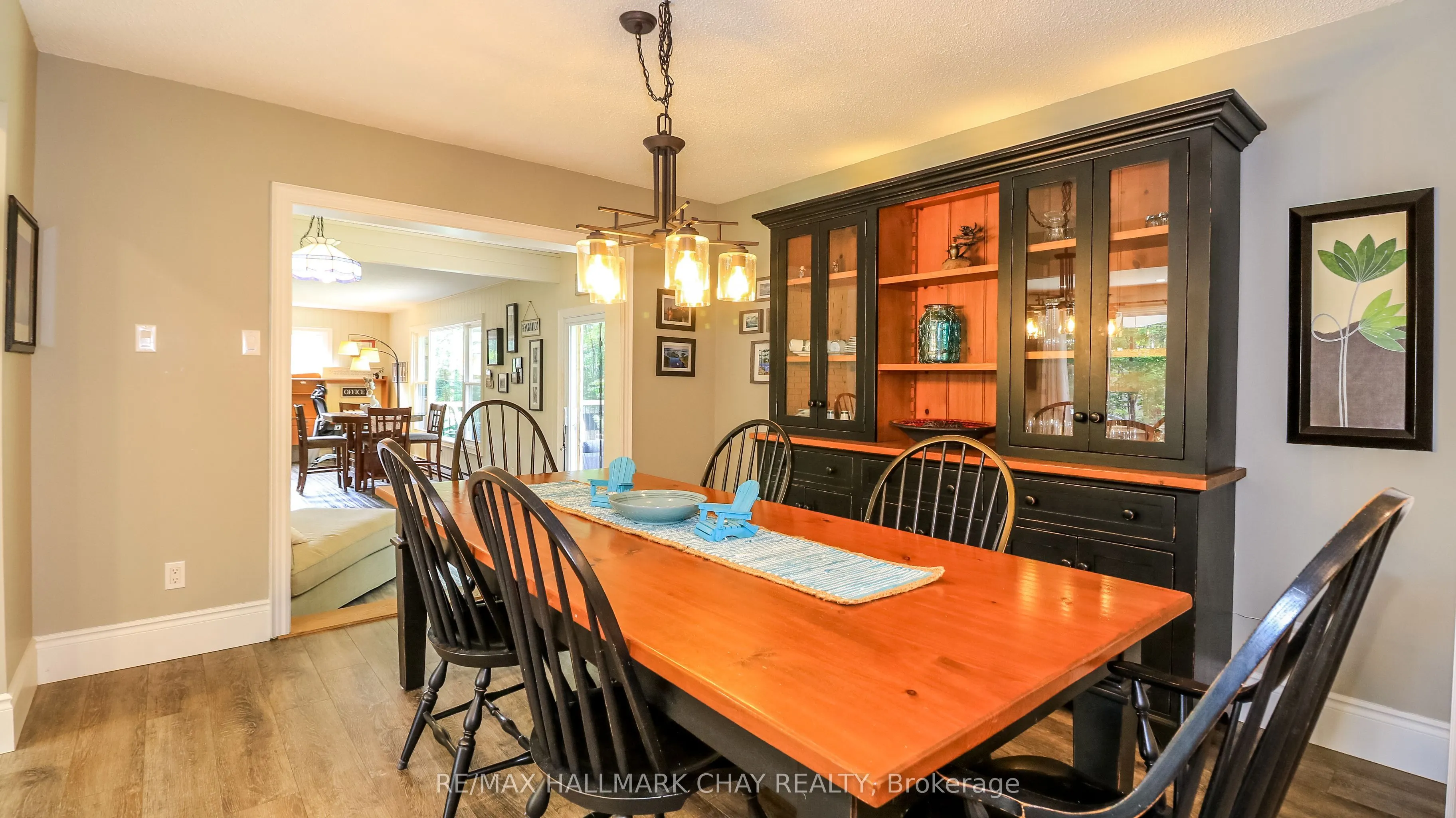 10 Enchantment Avenue