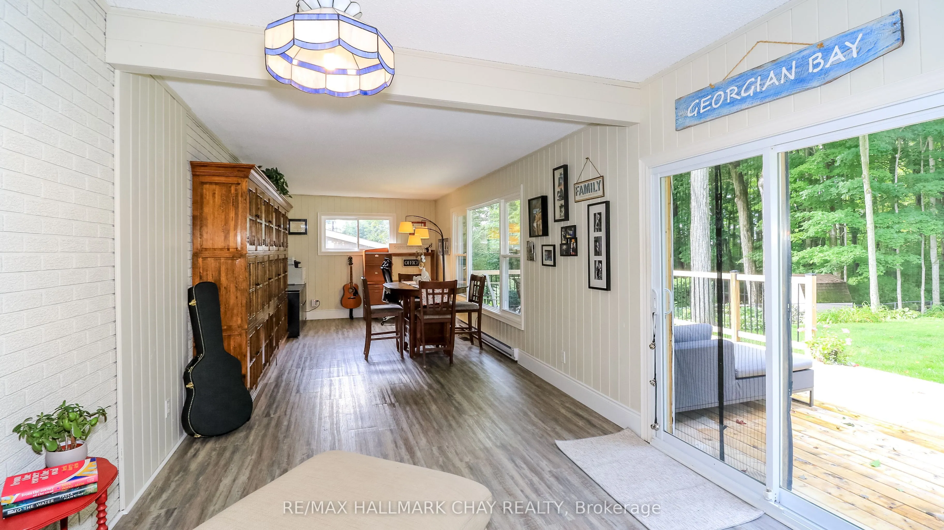 10 Enchantment Avenue