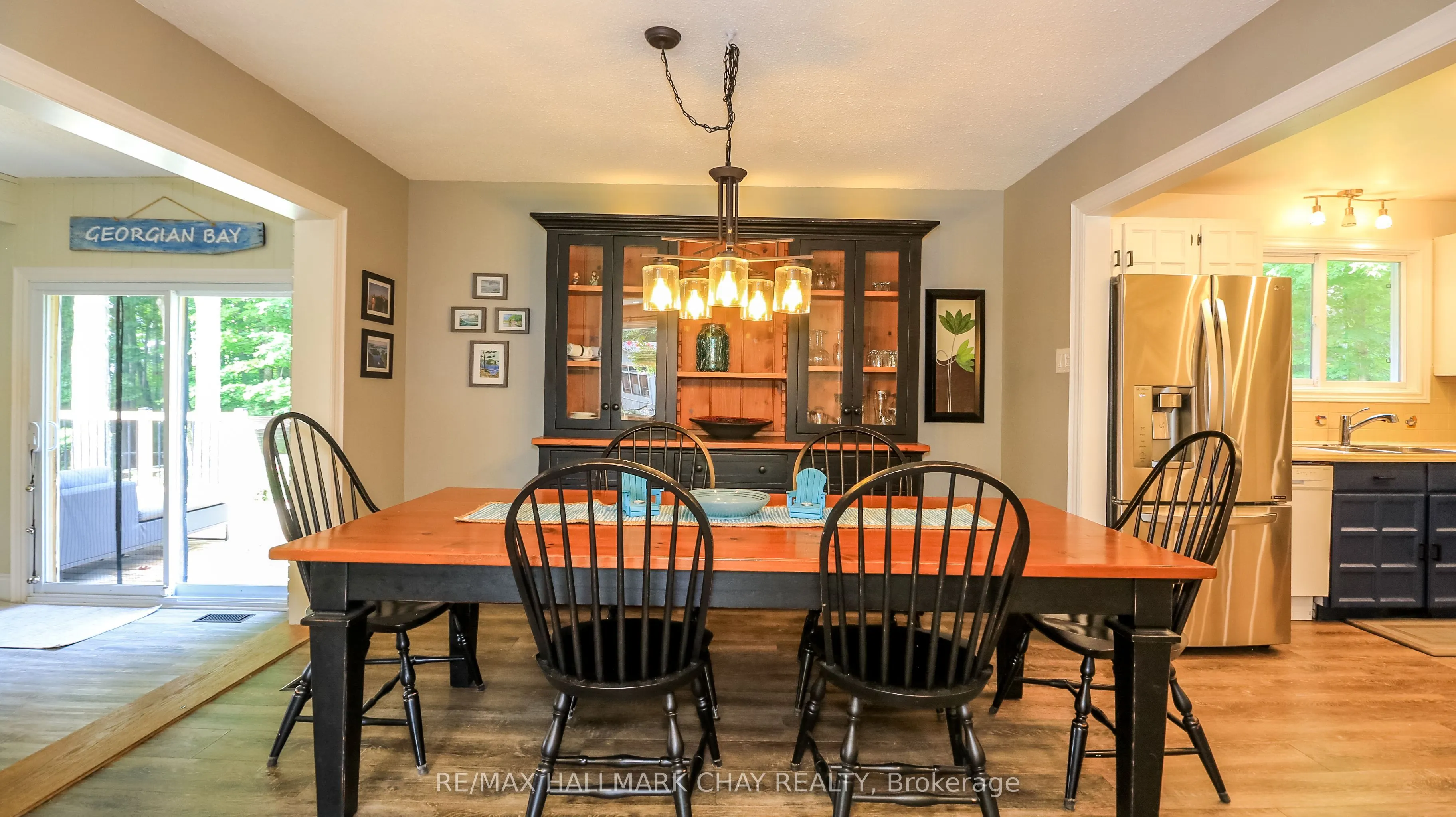 10 Enchantment Avenue